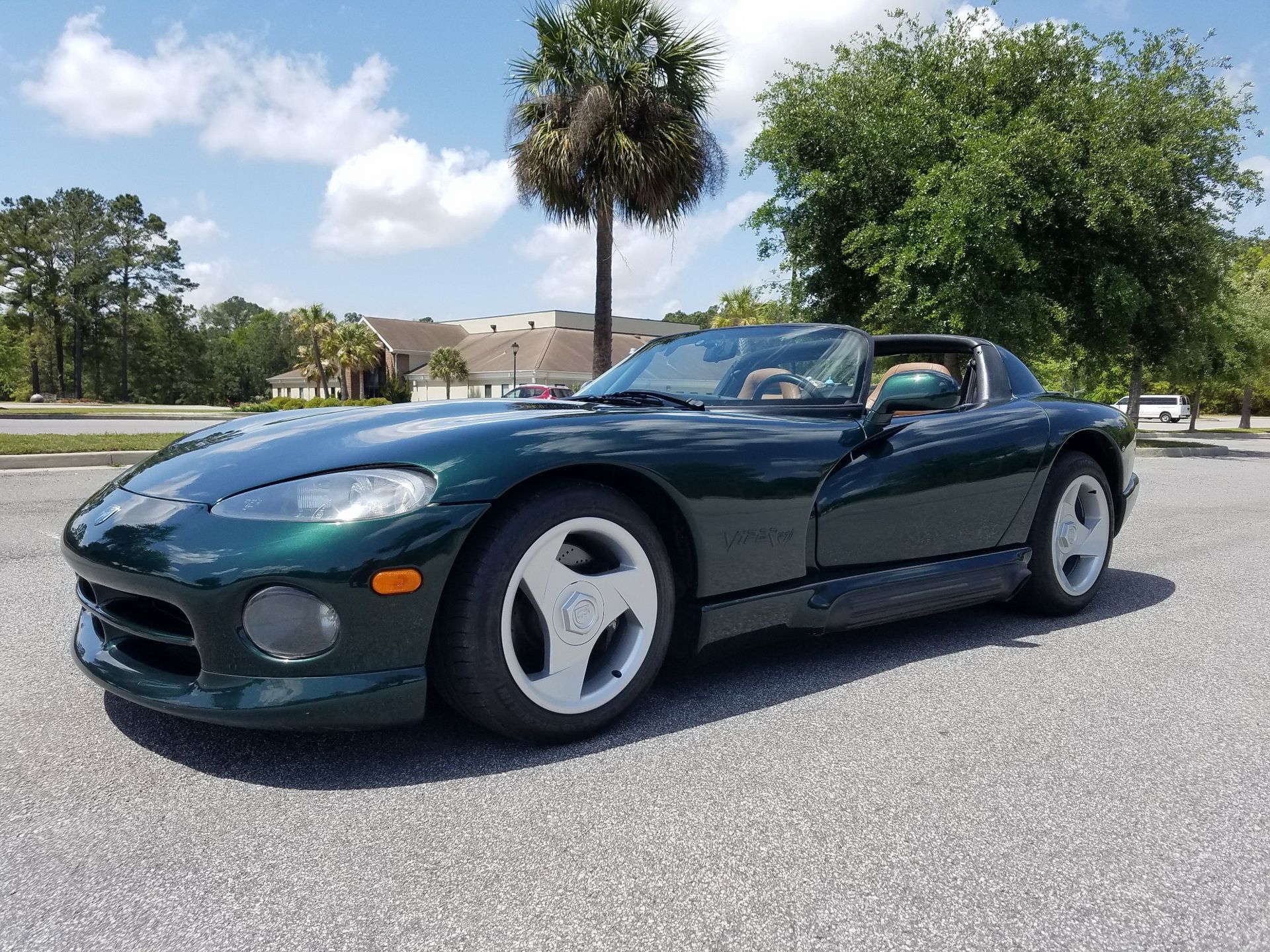 1995-dodge-viper-rt-10-bat-auction-16 Wanna Scare Yourself? Then Bid On This 1995 Dodge Viper RT/10