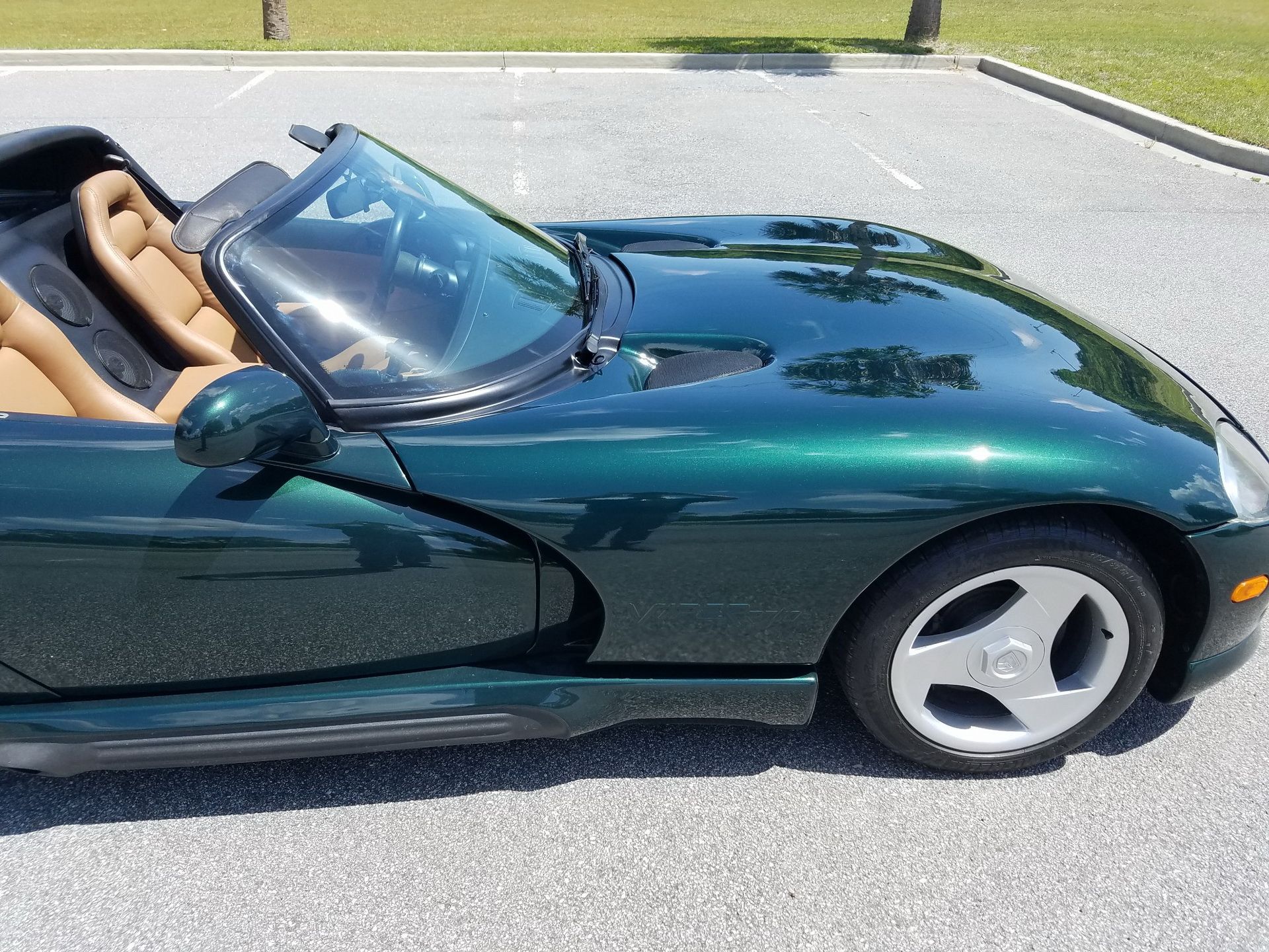 1995-dodge-viper-rt-10-bat-auction-22 Wanna Scare Yourself? Then Bid On This 1995 Dodge Viper RT/10