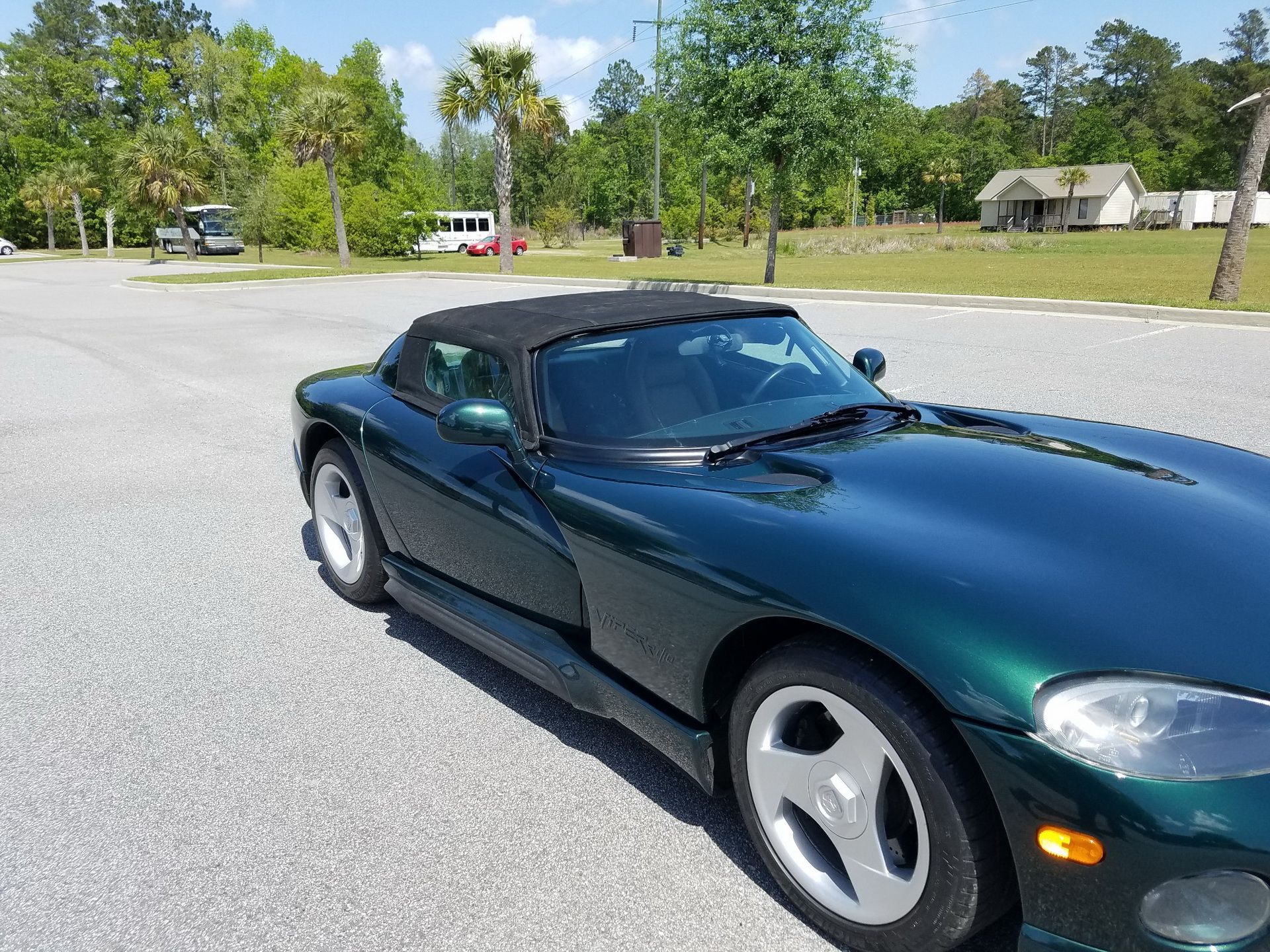 1995-dodge-viper-rt-10-bat-auction-24 Wanna Scare Yourself? Then Bid On This 1995 Dodge Viper RT/10
