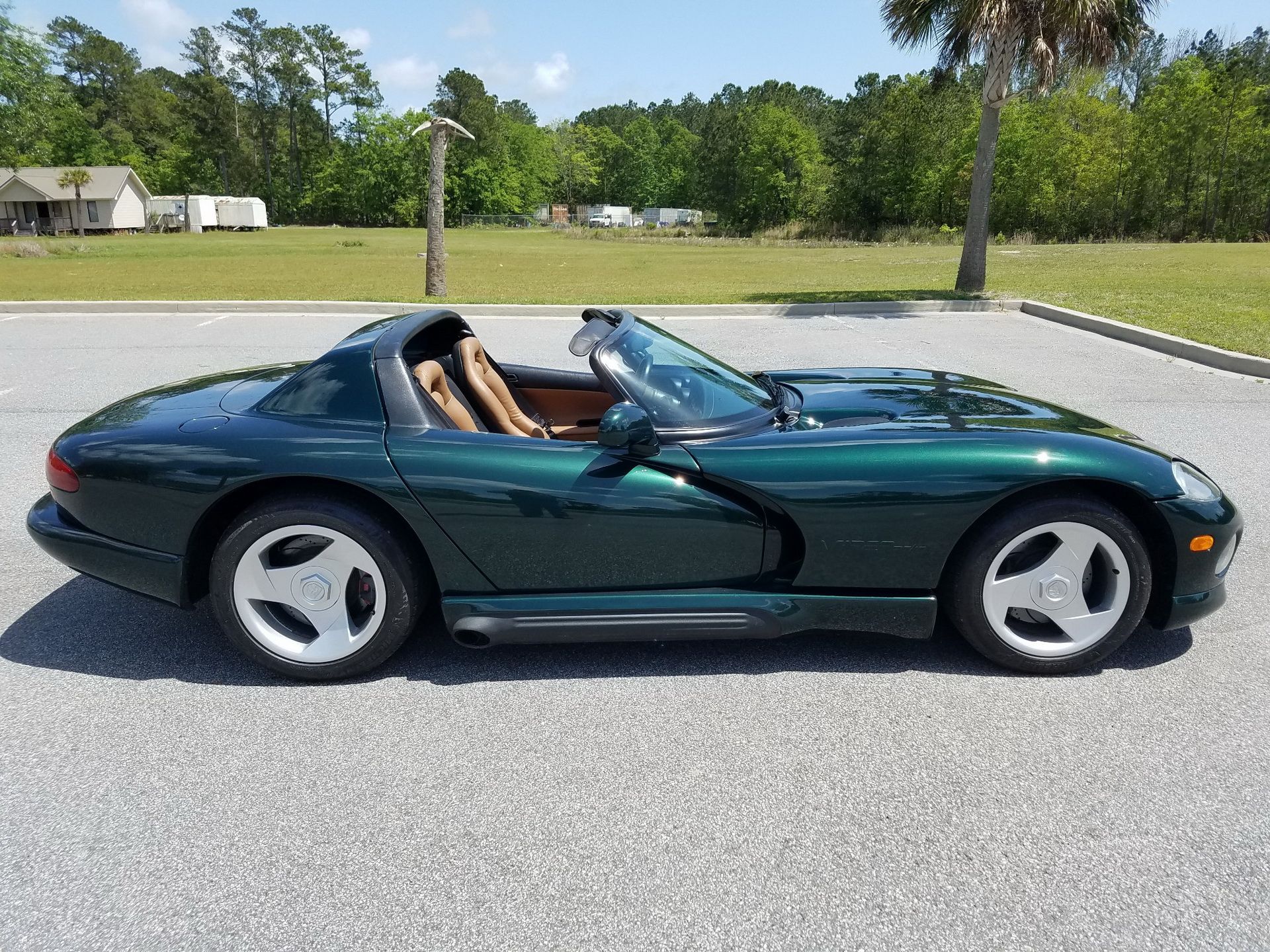 1995-dodge-viper-rt-10-bat-auction-5 Wanna Scare Yourself? Then Bid On This 1995 Dodge Viper RT/10