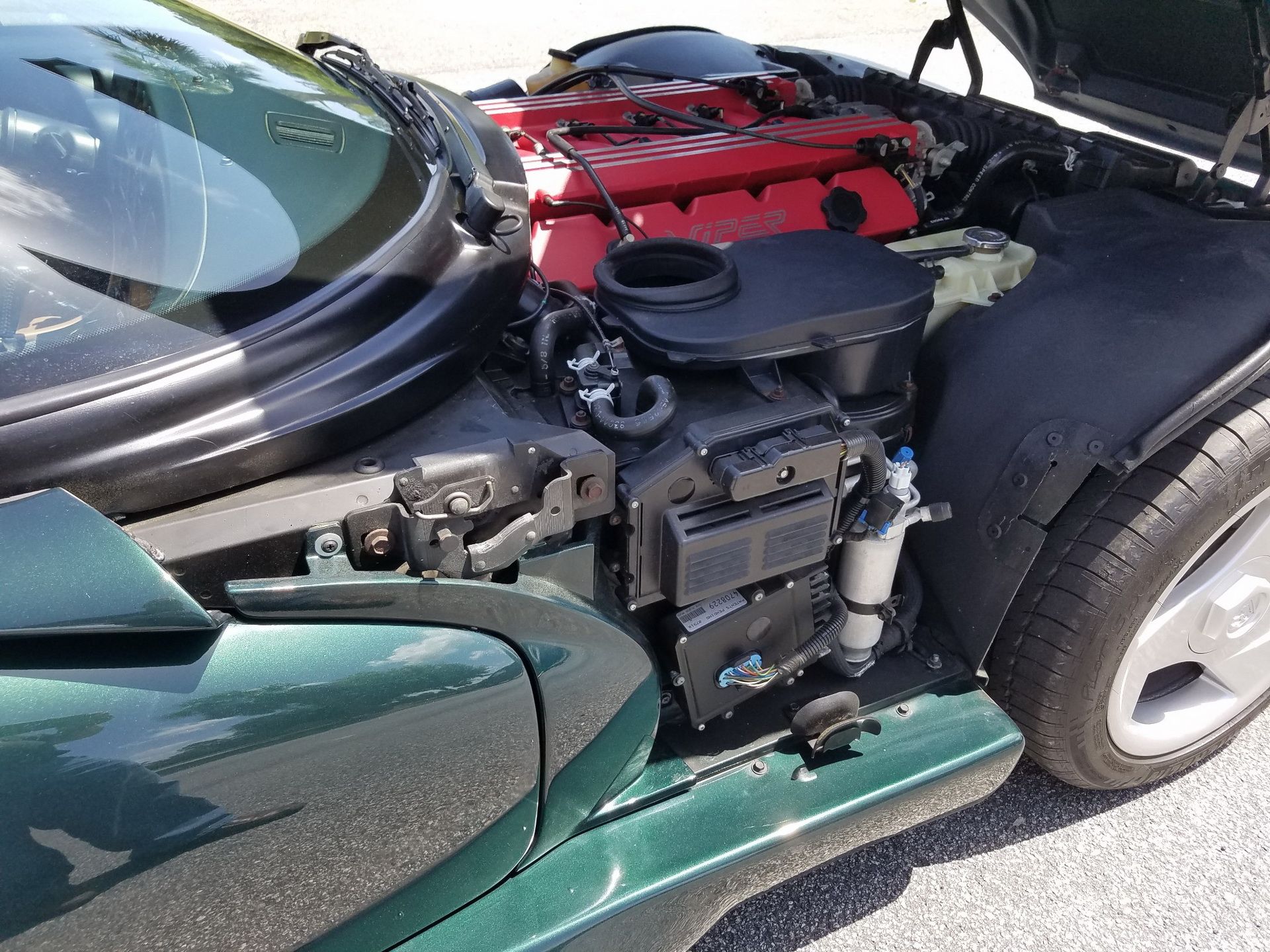 1995-dodge-viper-rt-10-bat-auction-57 Wanna Scare Yourself? Then Bid On This 1995 Dodge Viper RT/10