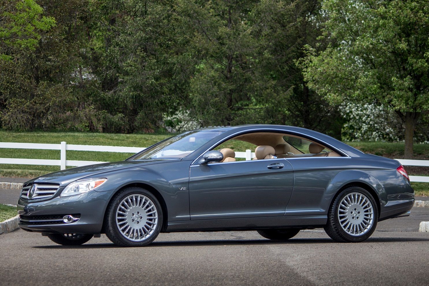 2007-mercedes-cl600-auction-bat-50 2007 Mercedes CL600 Is Pure Luxury At A Heavily Discounted Price