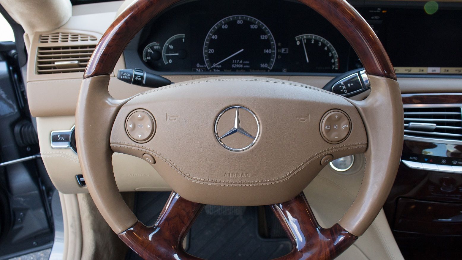 2007-mercedes-cl600-auction-bat-8 2007 Mercedes CL600 Is Pure Luxury At A Heavily Discounted Price