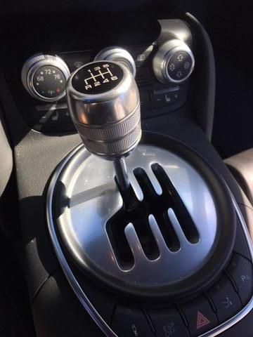 2008-audi-r8-v8-manual-13 Low Mileage First-Gen Audi R8 Will Appeal To Manual Gearbox Lovers