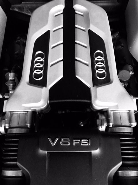 2008-audi-r8-v8-manual-16 Low Mileage First-Gen Audi R8 Will Appeal To Manual Gearbox Lovers