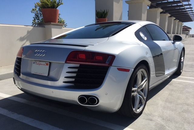2008-audi-r8-v8-manual-2 Low Mileage First-Gen Audi R8 Will Appeal To Manual Gearbox Lovers