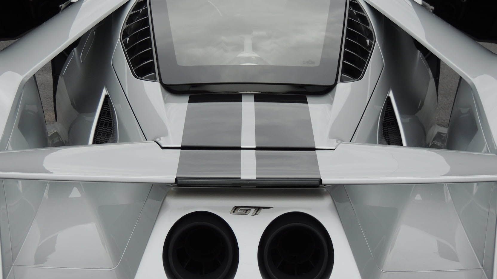 2017-ford-gt-mecum-12 Get Your Very Own, Brand-New 2017 Ford GT This Weekend In Indianapolis