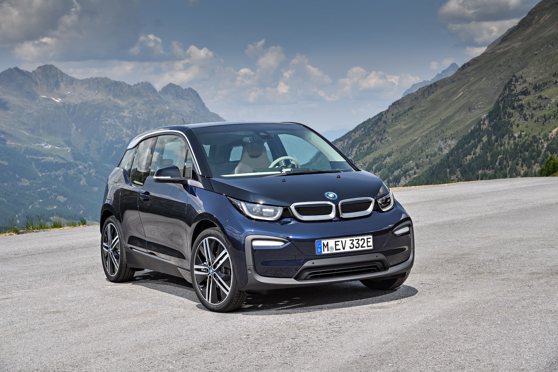 2018-BMW-i3-05 You Can Lease A BMW i3 In The U.S. For As Little As $112 Per Month