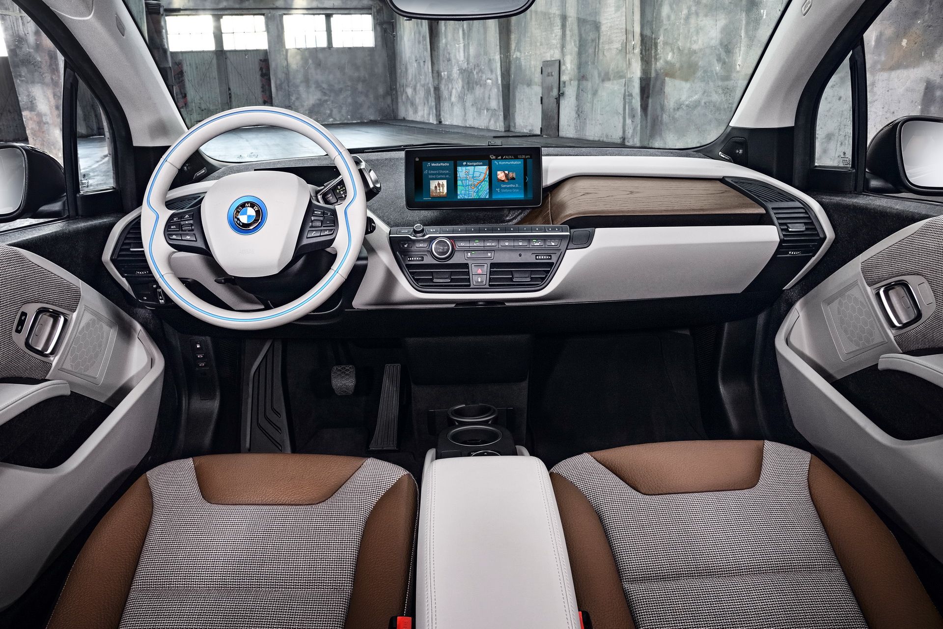 2018-BMW-i3-14 You Can Lease A BMW i3 In The U.S. For As Little As $112 Per Month