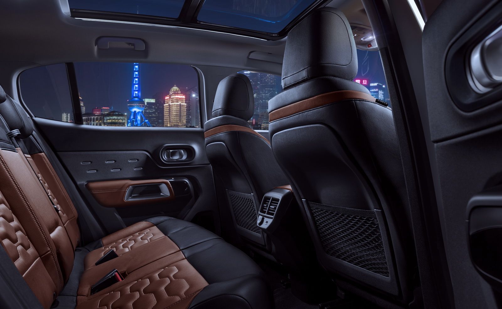 2018-Citroen-C5-Aircross-China-16 Citroen C5 Aircross To Arrive In Europe On May 24