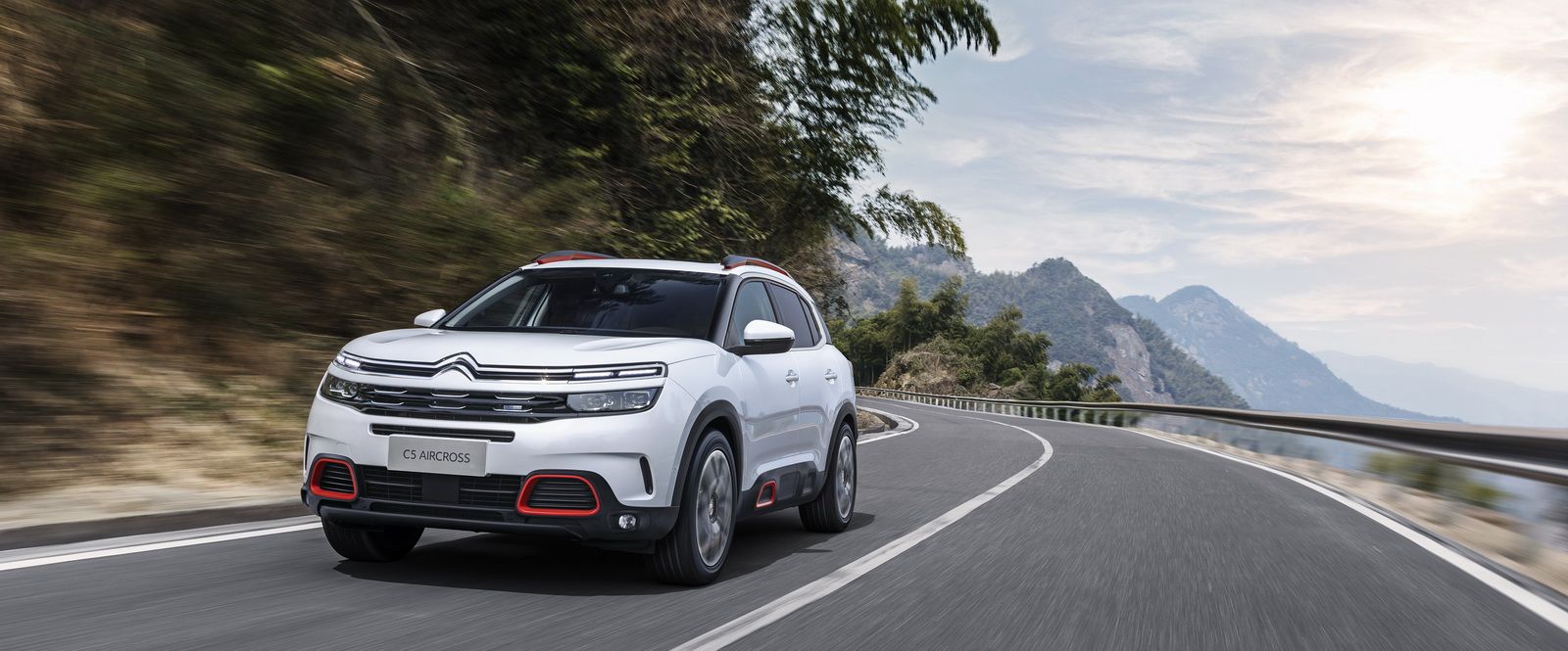 2018-Citroen-C5-Aircross-China-5 Citroen C5 Aircross To Arrive In Europe On May 24