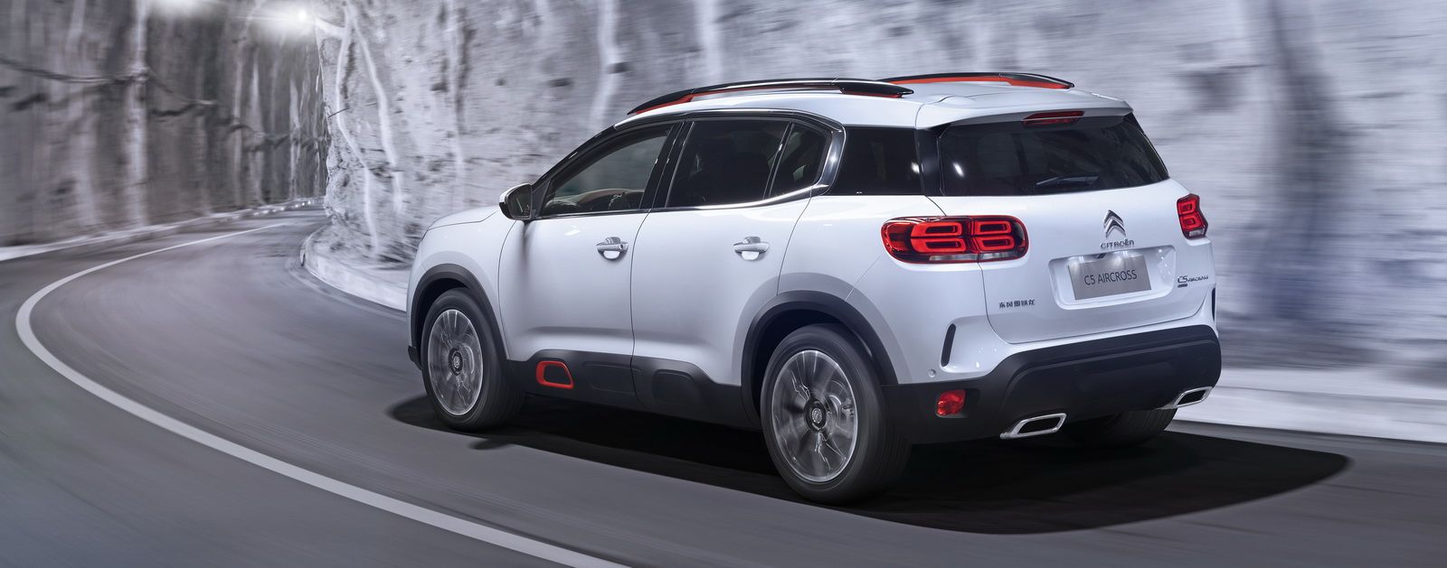 2018-Citroen-C5-Aircross-China-6 Citroen C5 Aircross To Arrive In Europe On May 24