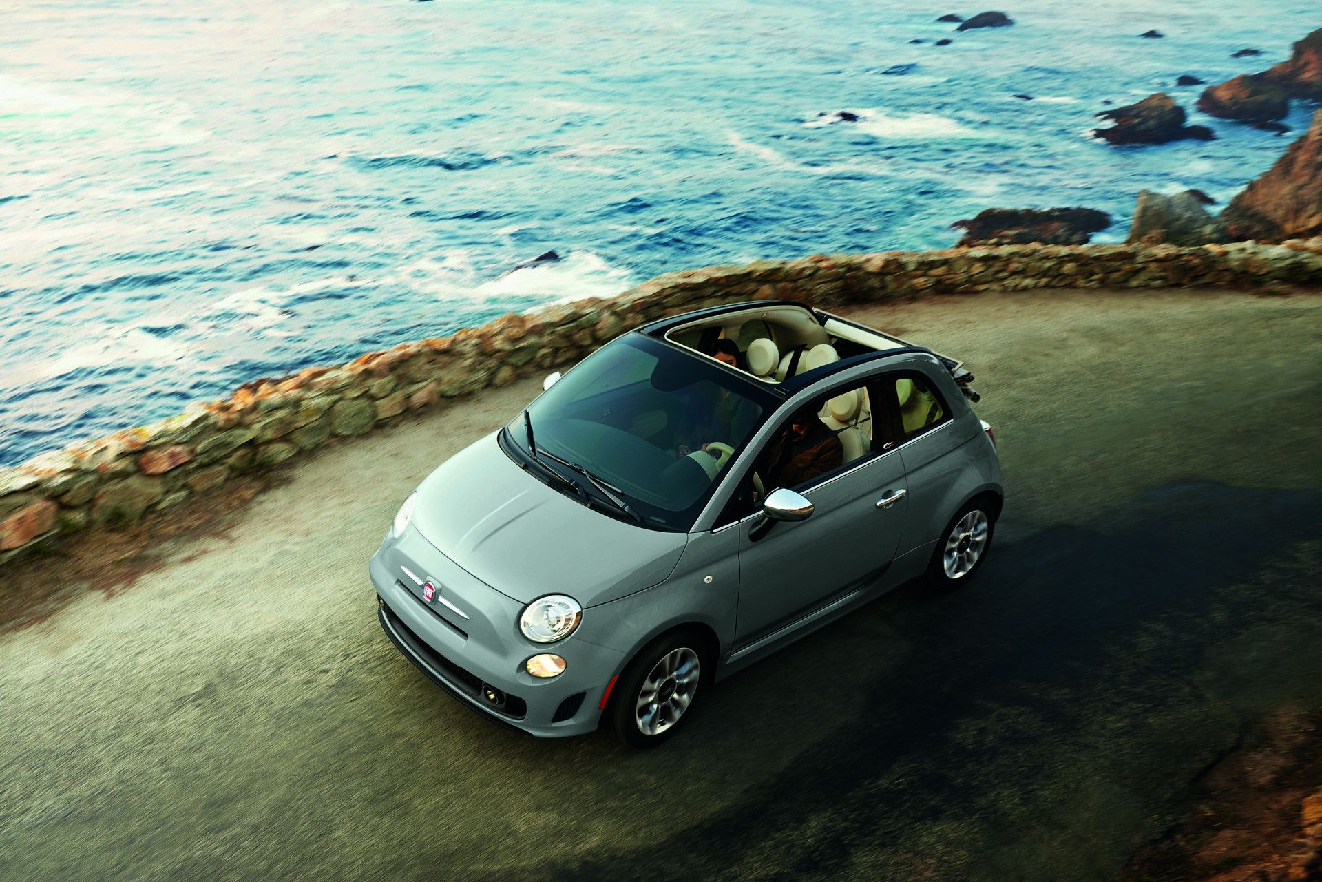 2018-Fiat-500-2 Revised Fiat 500 Family Is Now More Expensive In USA
