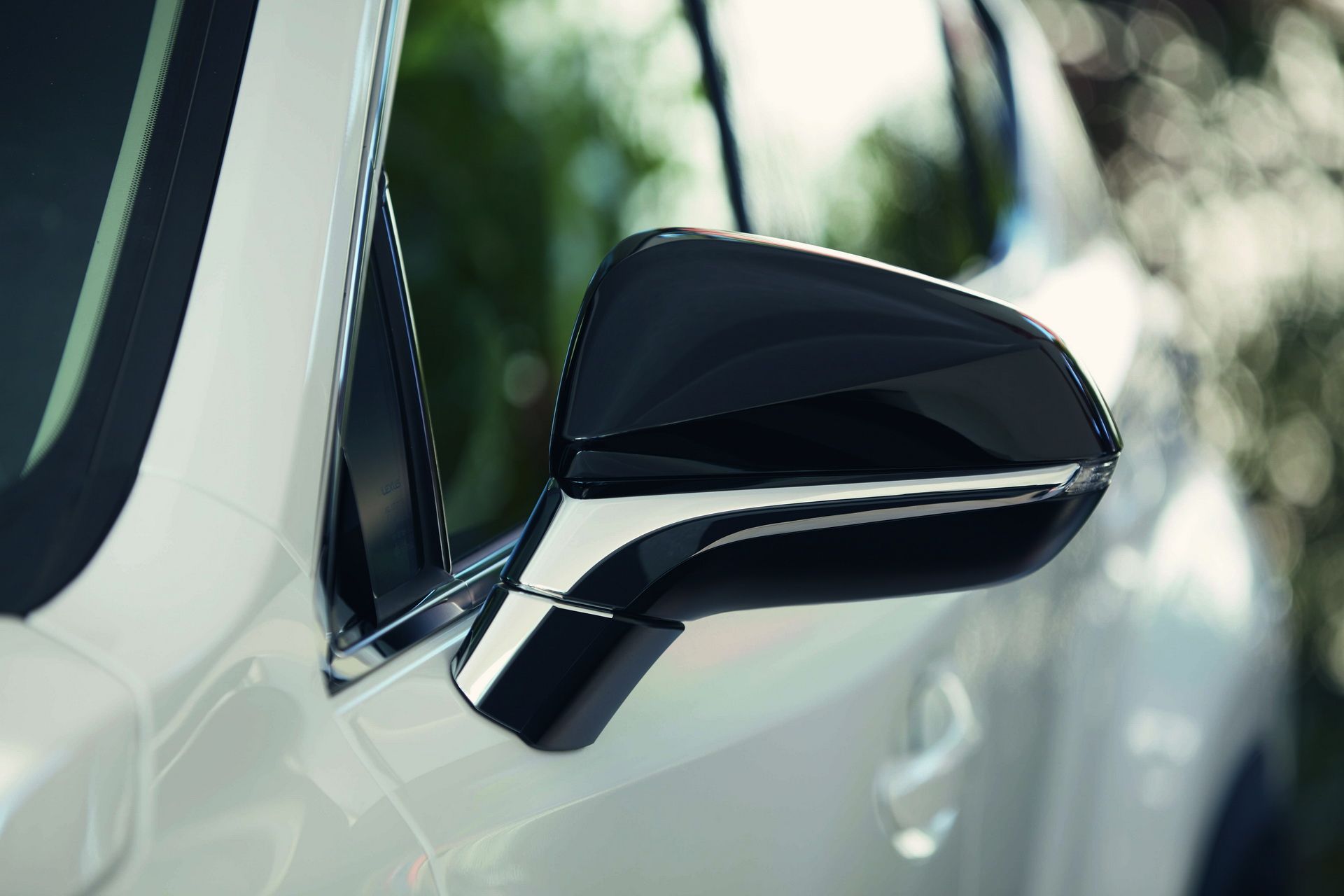 2018-lexus-nx-300h-sport-uk-4 Lexus NX 300h Gains New Sport Grade In UK, Starts From £36,500