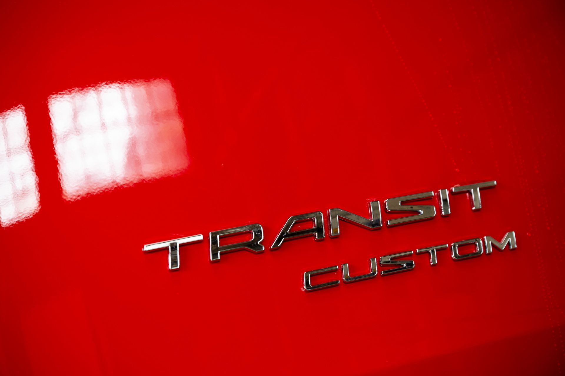 2018-ms-rt-ford-transit-custom-22 Rally-Inspired MS-RT Ford Transit Custom Is Soccer Dad’s Van