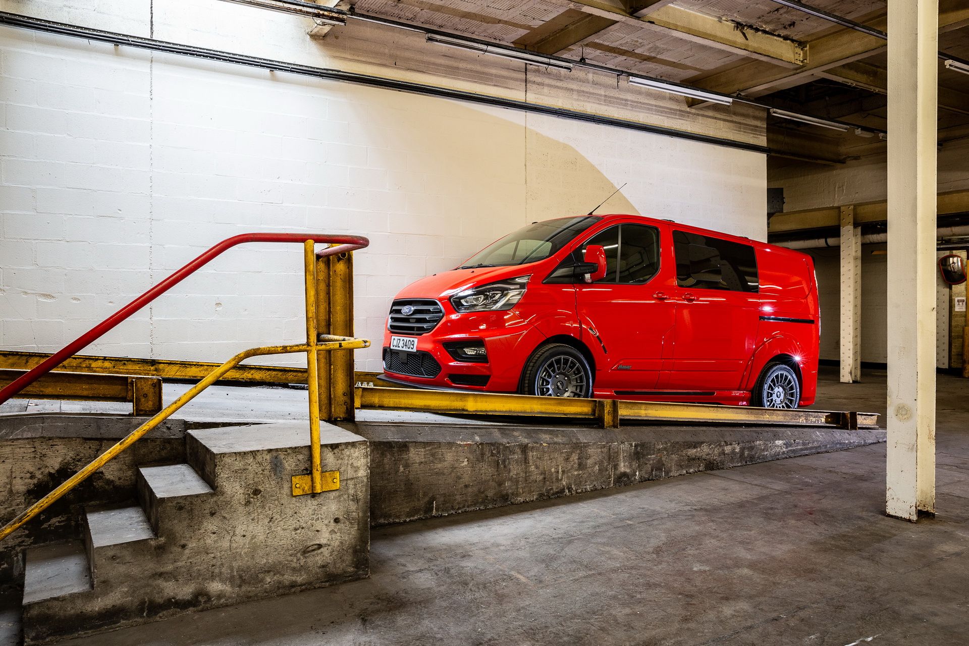 2018-ms-rt-ford-transit-custom-24 Rally-Inspired MS-RT Ford Transit Custom Is Soccer Dad’s Van