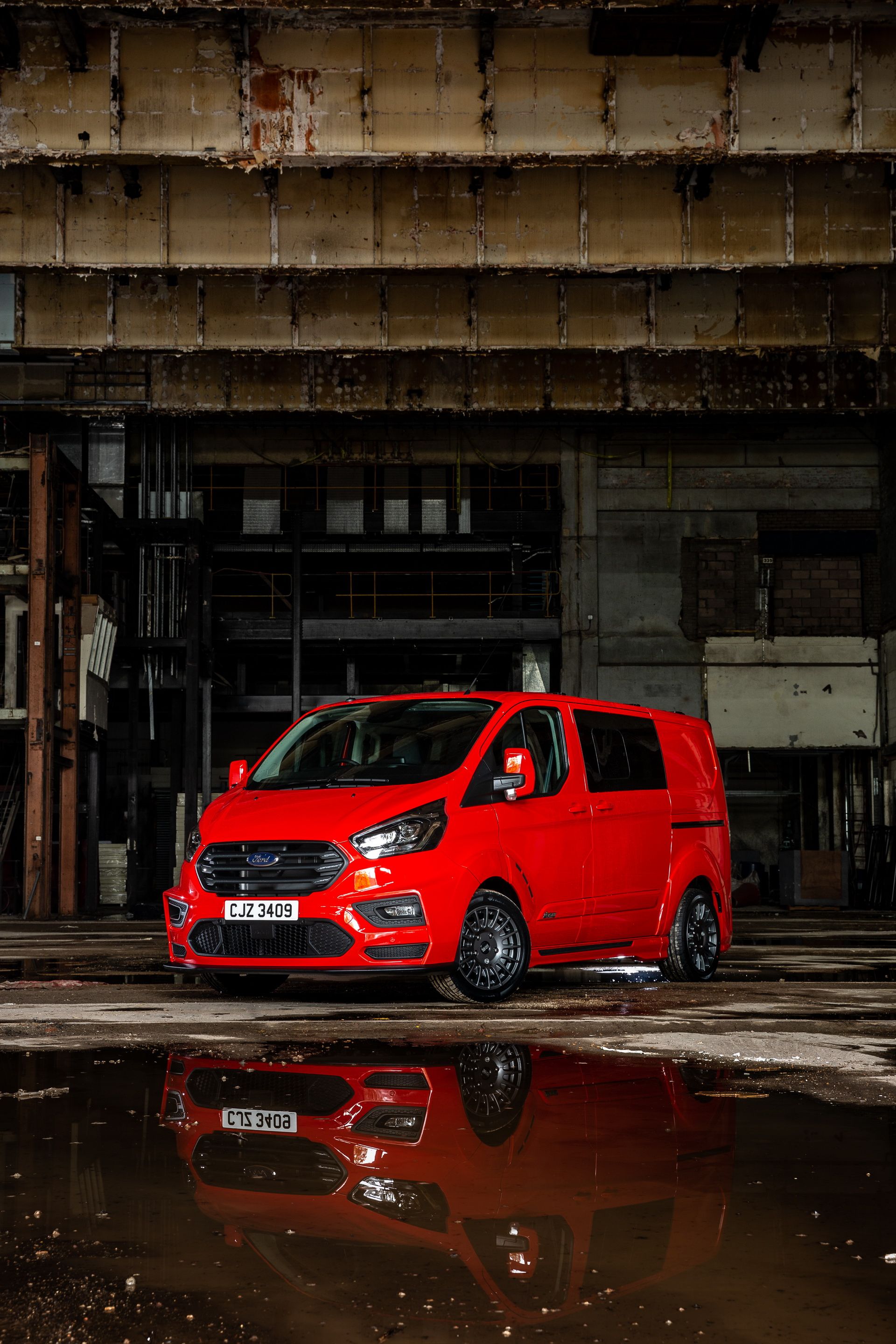 2018-ms-rt-ford-transit-custom-31 Rally-Inspired MS-RT Ford Transit Custom Is Soccer Dad’s Van