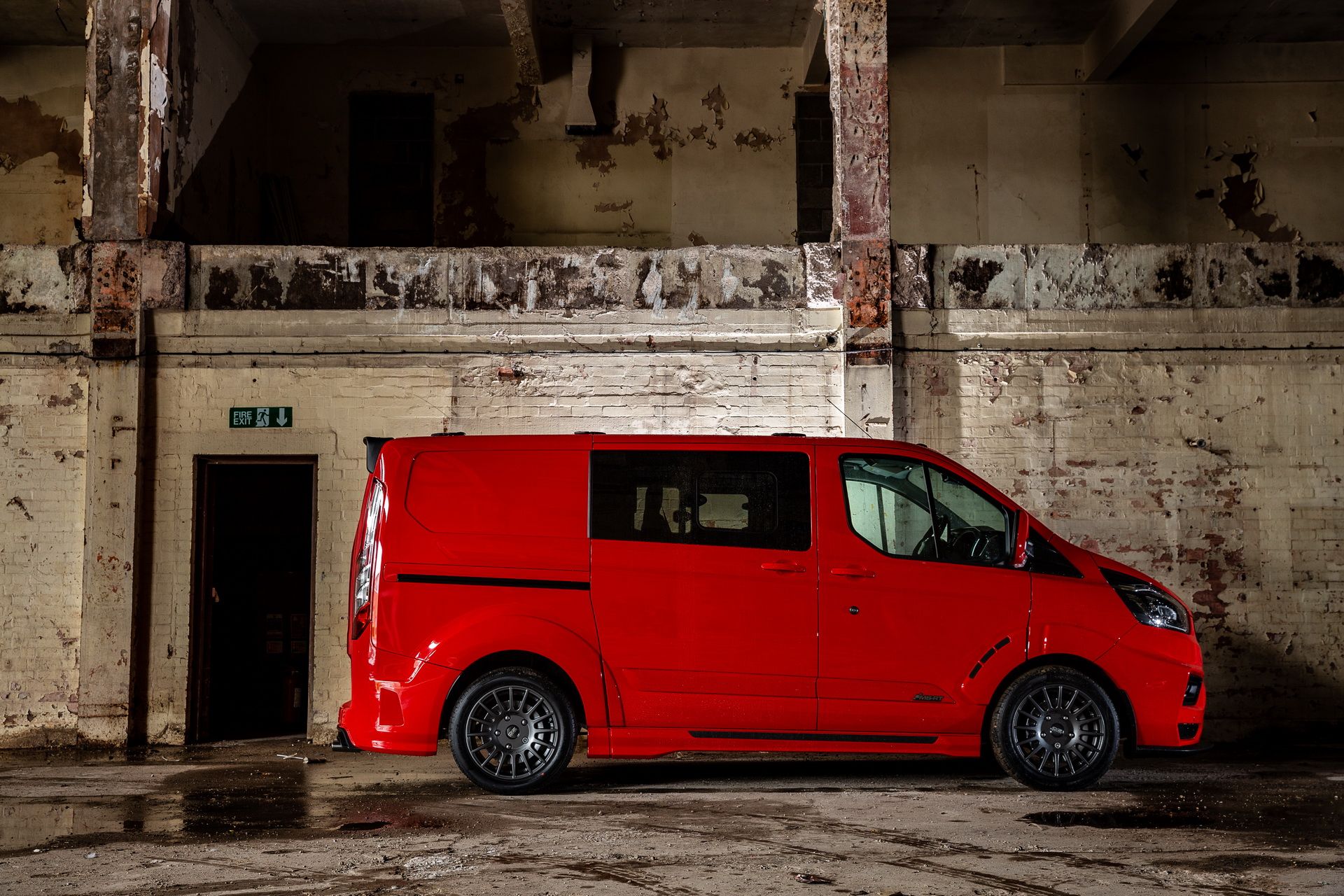 2018-ms-rt-ford-transit-custom-32 Rally-Inspired MS-RT Ford Transit Custom Is Soccer Dad’s Van