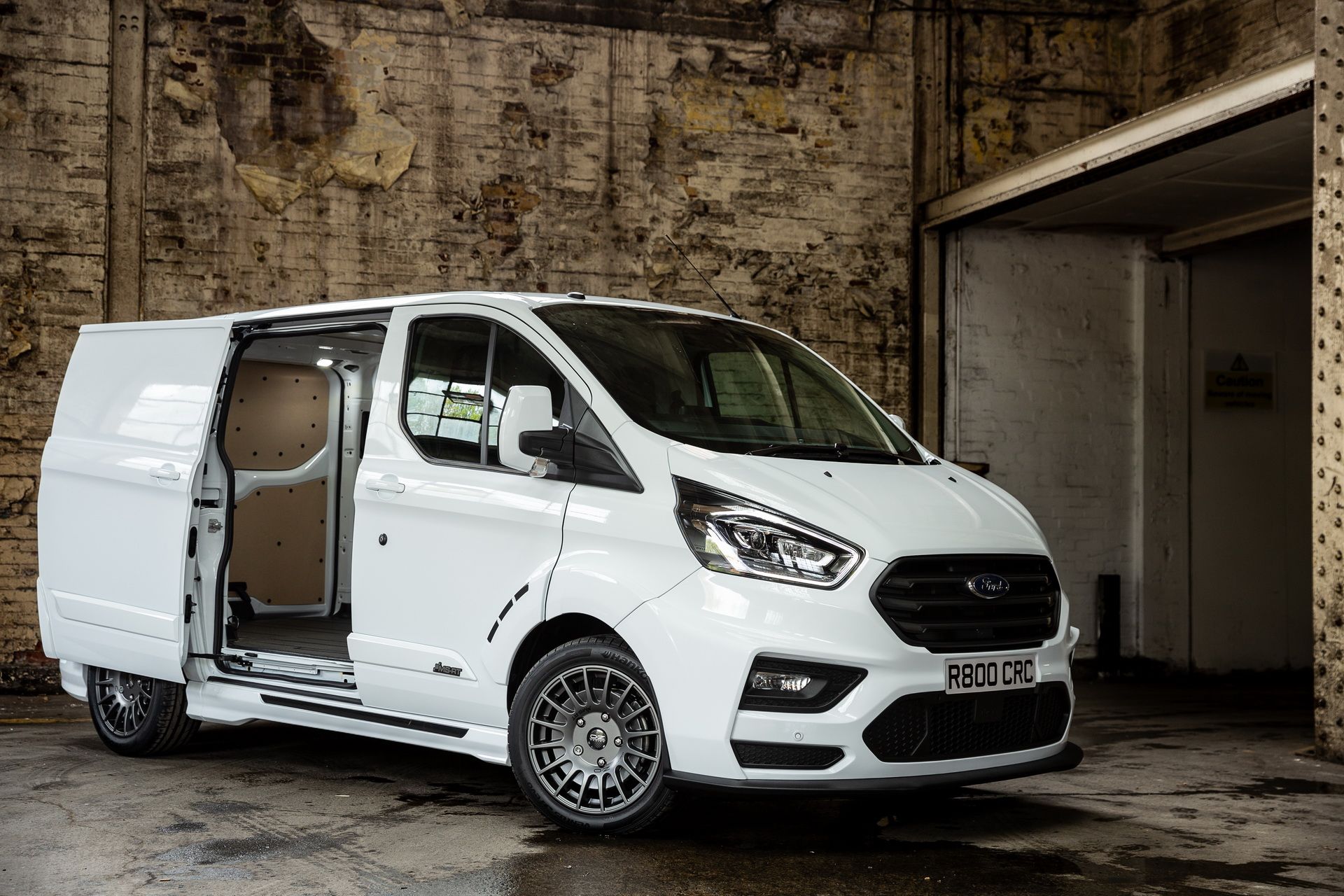 2018-ms-rt-ford-transit-custom-66 Rally-Inspired MS-RT Ford Transit Custom Is Soccer Dad’s Van