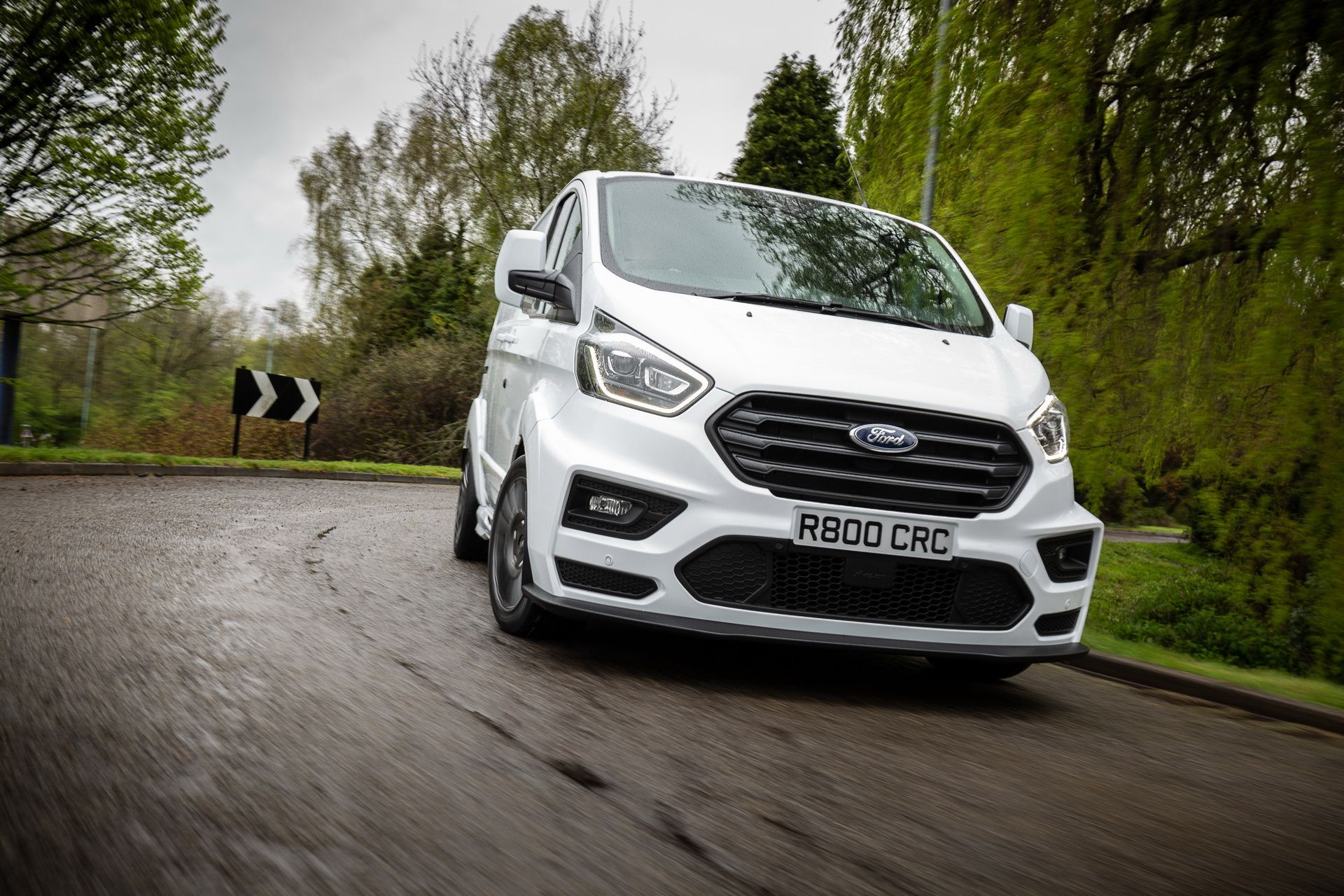 2018-ms-rt-ford-transit-custom-78 Rally-Inspired MS-RT Ford Transit Custom Is Soccer Dad’s Van