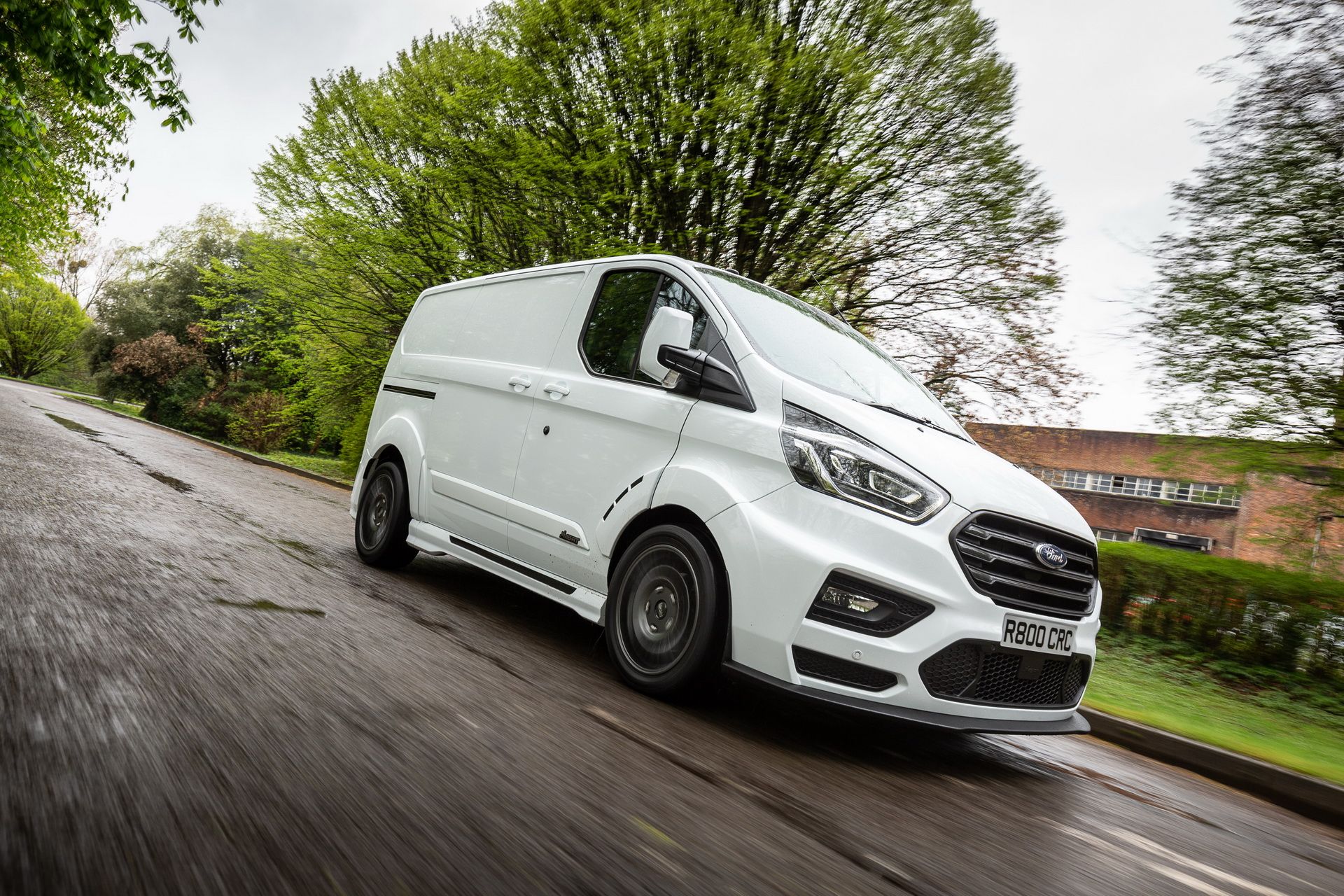 2018-ms-rt-ford-transit-custom-79 Rally-Inspired MS-RT Ford Transit Custom Is Soccer Dad’s Van