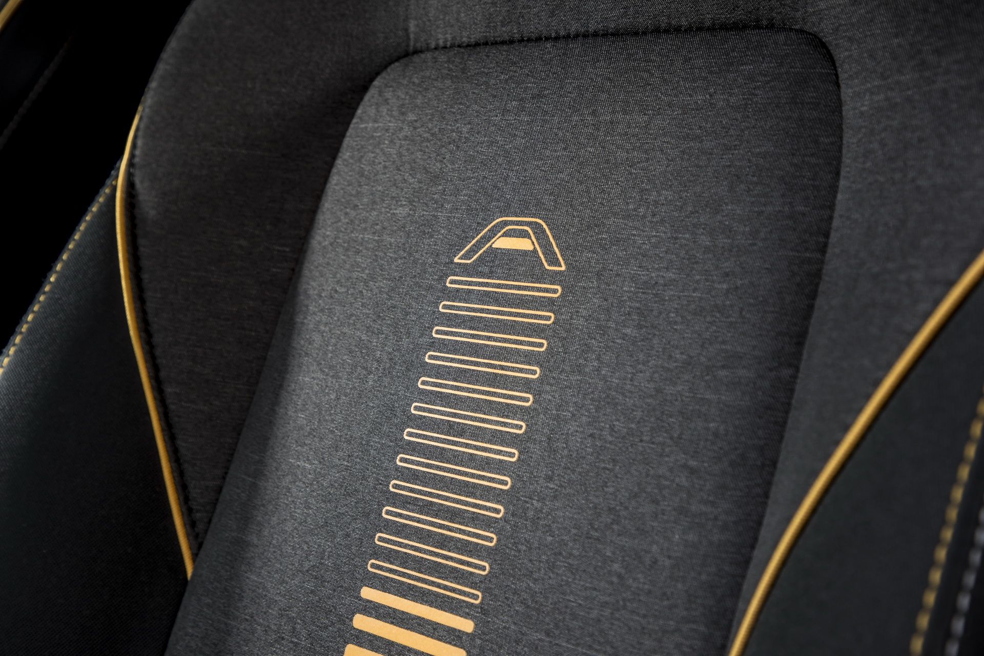 2018_Ford_Fiesta_ACTIVE_17 New Ford Fiesta Active Launched In Europe Looking Rugged And Fun