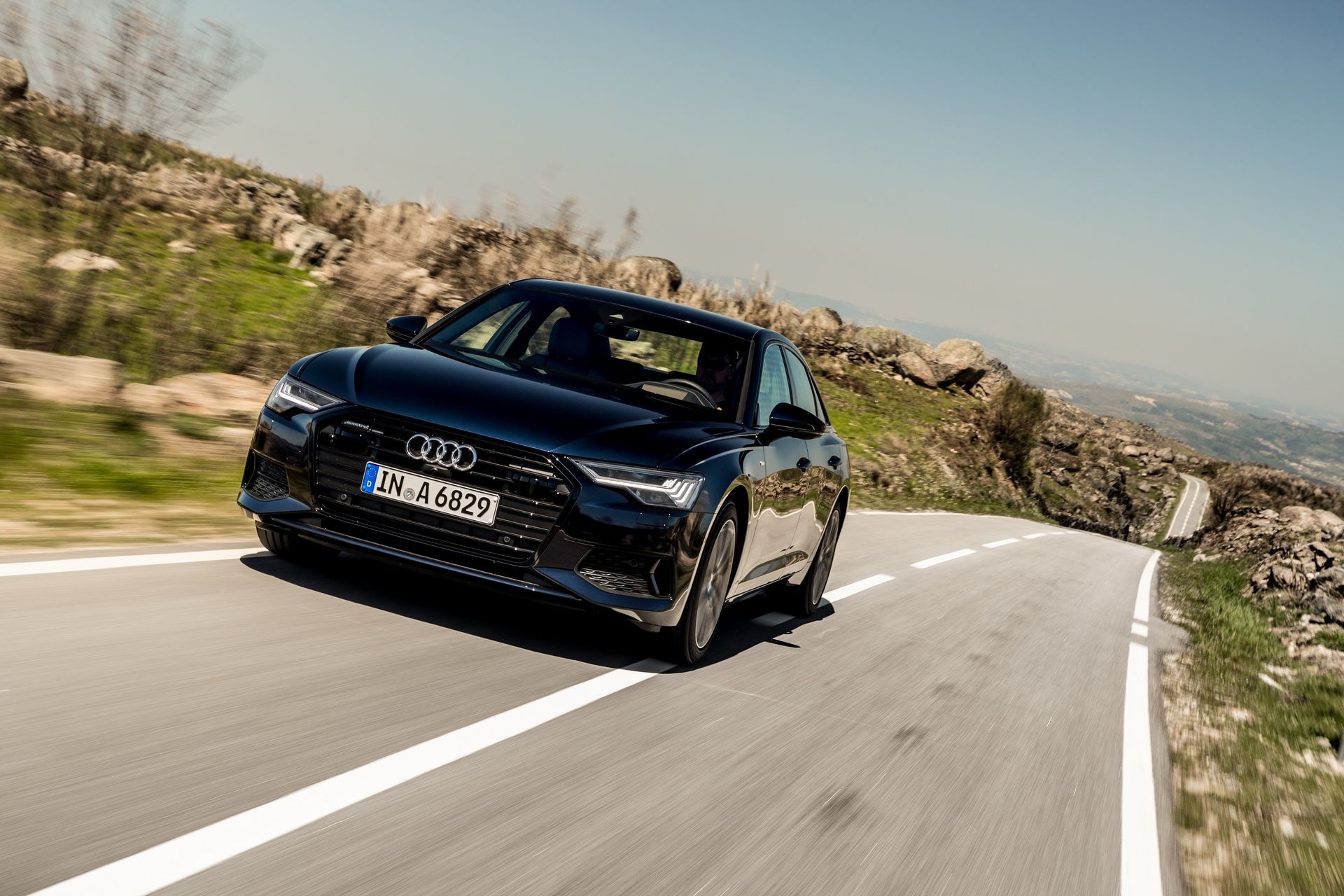 2019-audi-a6-mega-gallery-61 All-New 2019 Audi A6 Mega Gallery Highlights Its Dynamic Styling
