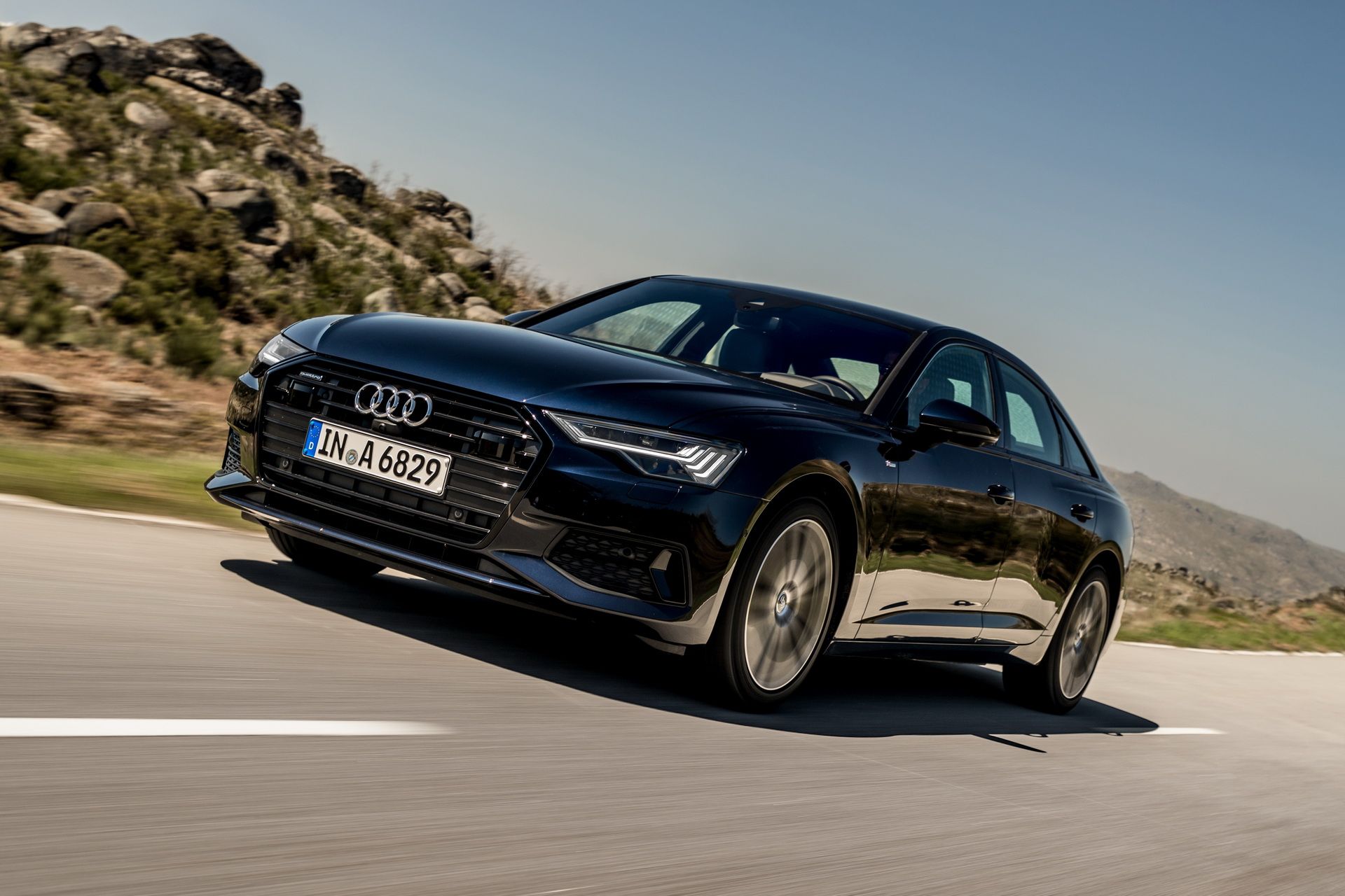 2019-audi-a6-mega-gallery-62 All-New 2019 Audi A6 Mega Gallery Highlights Its Dynamic Styling
