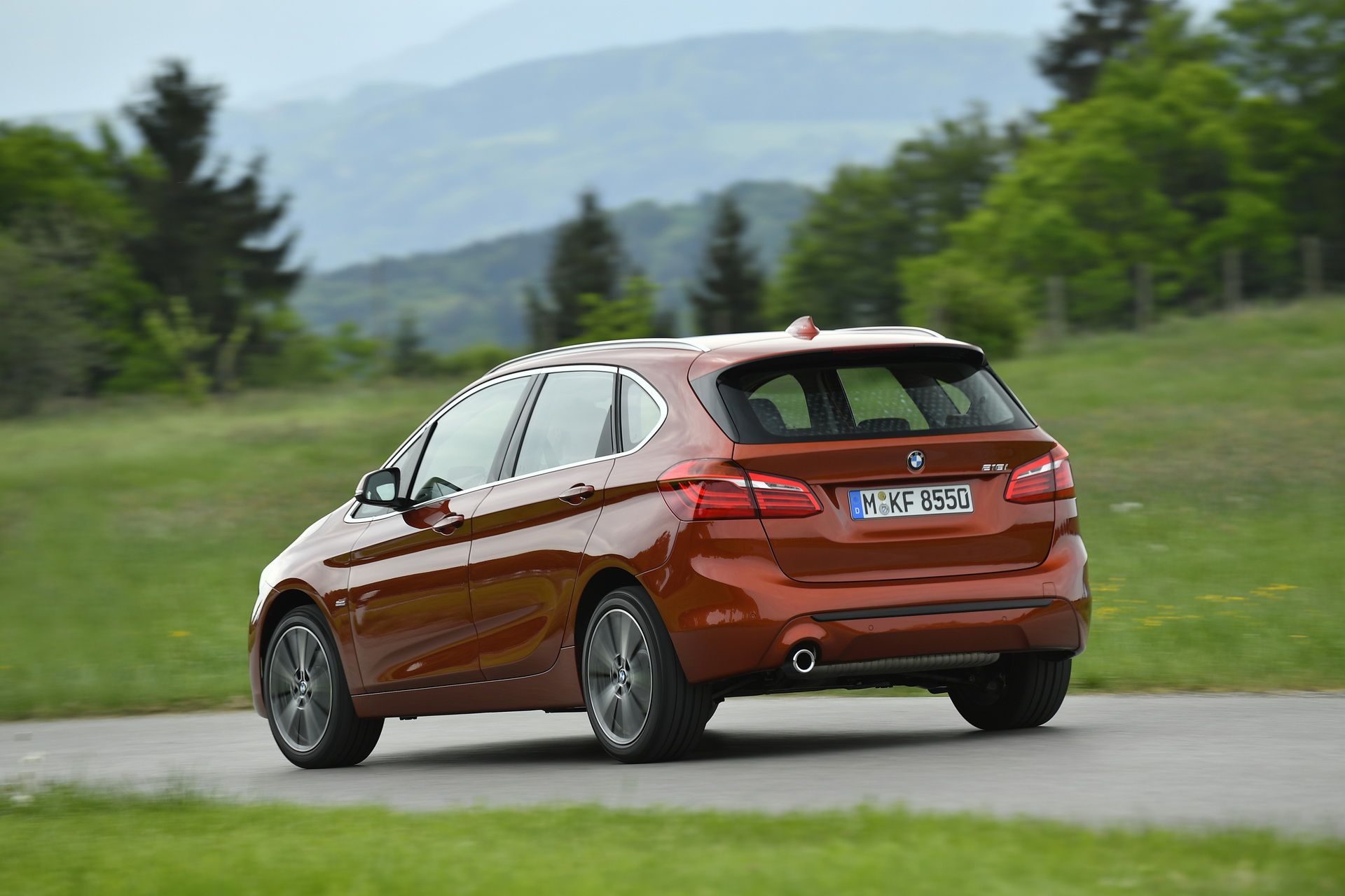 2019-bmw-2-series-active-tourer-16 Explore Facelifted 2018 BMW 2-Series Gran And Active Tourer MPVs In 131 Pictures