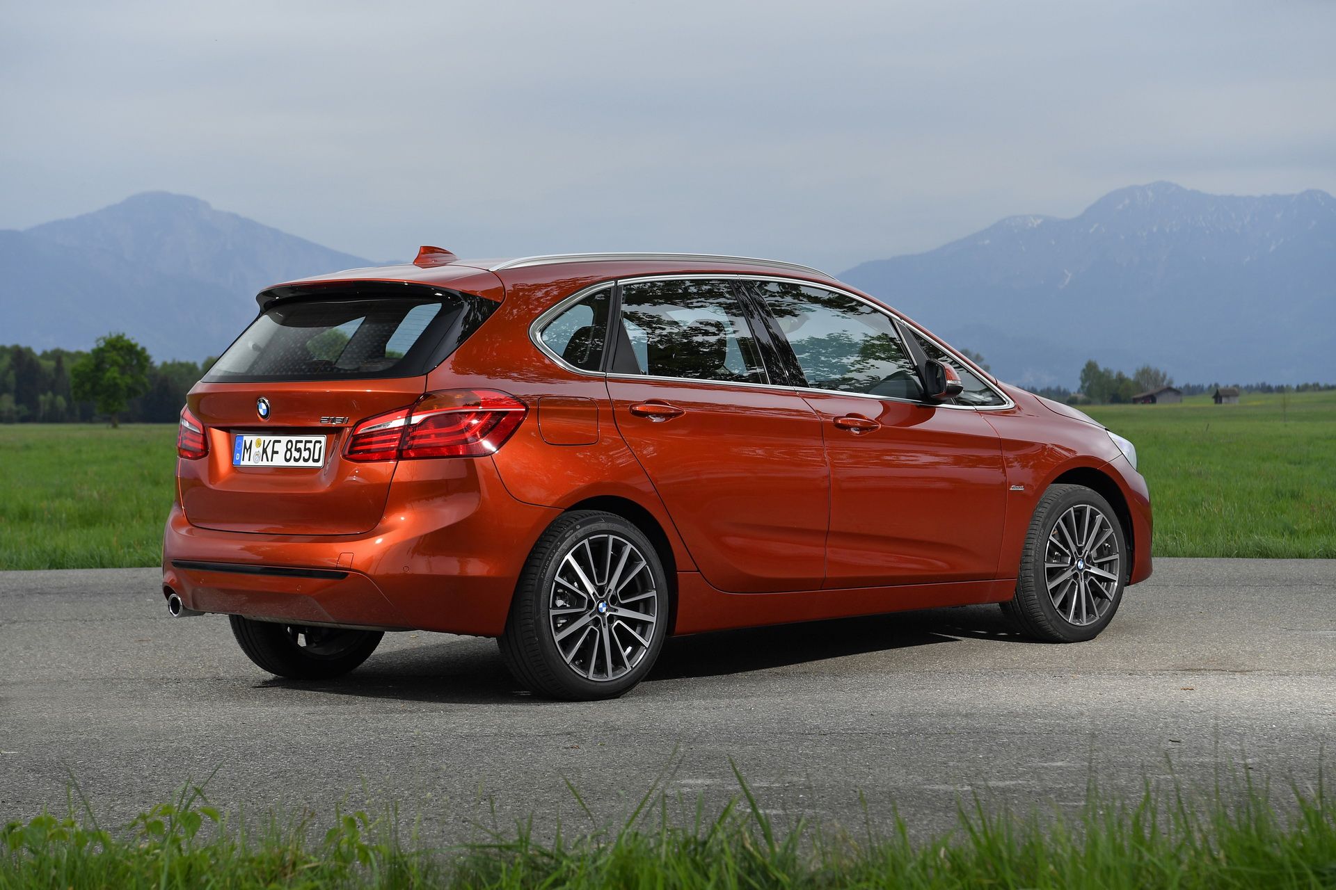 2019-bmw-2-series-active-tourer-35 Explore Facelifted 2018 BMW 2-Series Gran And Active Tourer MPVs In 131 Pictures