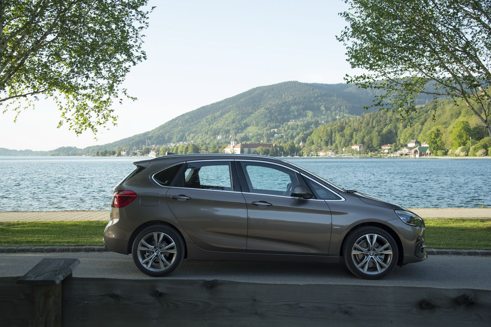 2019-bmw-2-series-active-tourer-46 Explore Facelifted 2018 BMW 2-Series Gran And Active Tourer MPVs In 131 Pictures