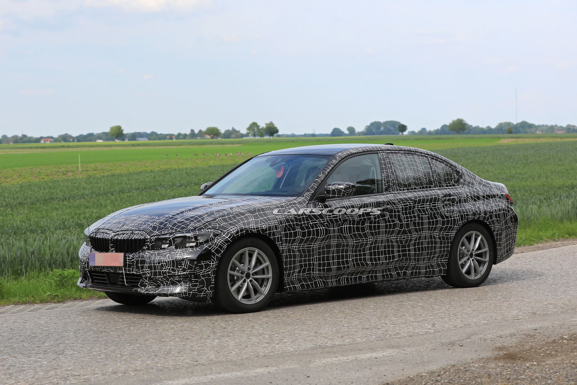 2019-bmw-3series-spied-inside-out-new-12 2019 BMW 3-Series: Latest Photos Along With Everything Else We Know (Updated)