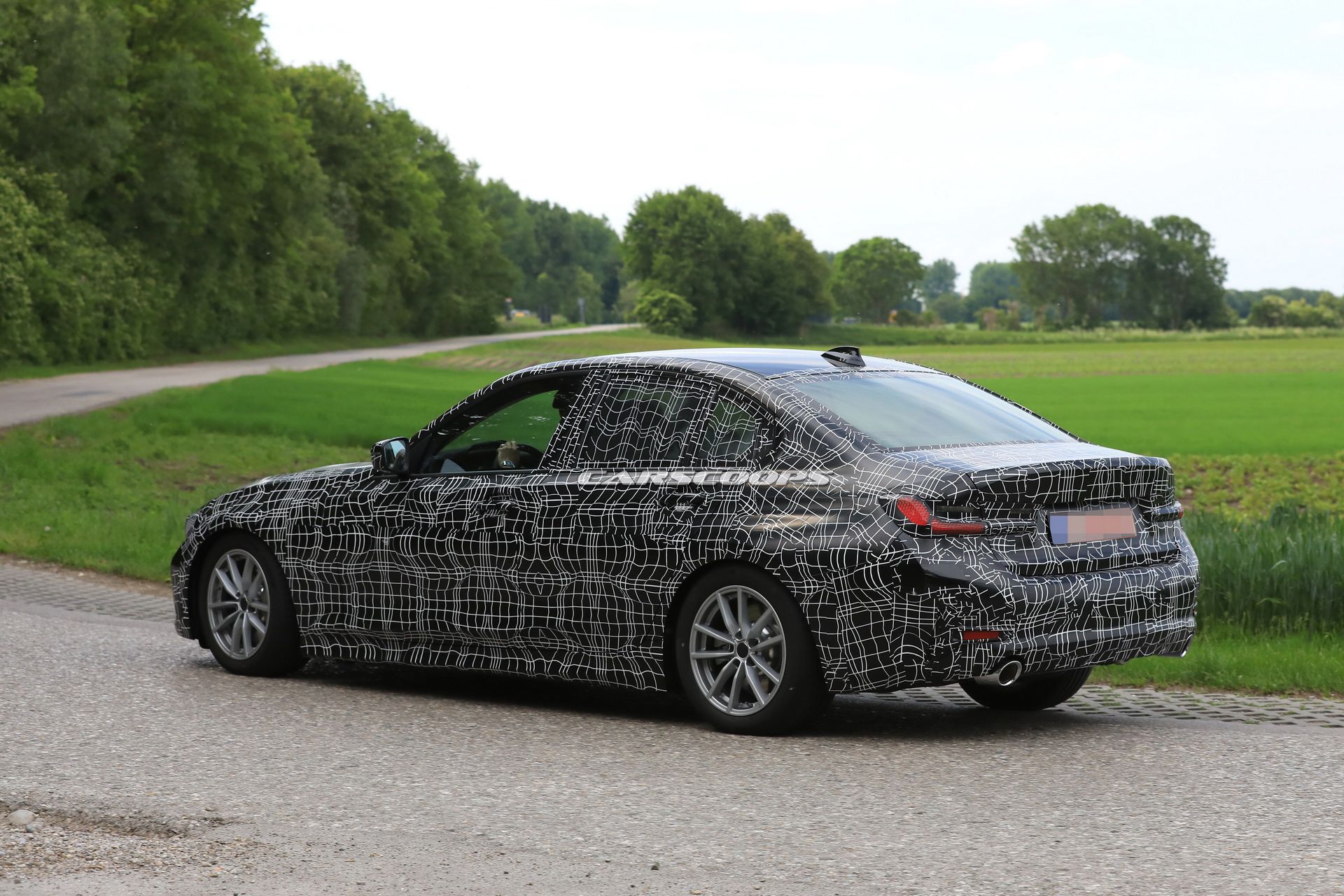 2019-bmw-3series-spied-inside-out-new-15 2019 BMW 3-Series: Latest Photos Along With Everything Else We Know (Updated)