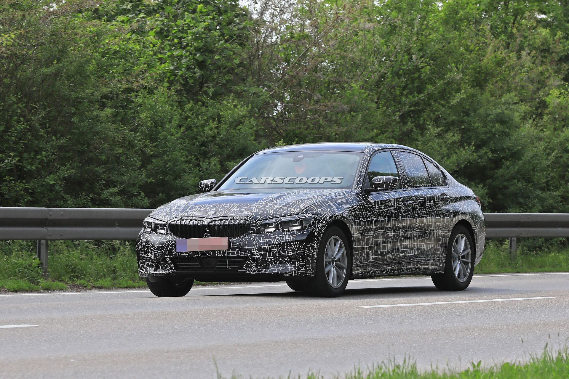 2019-bmw-3series-spied-inside-out-new-18 2019 BMW 3-Series: Latest Photos Along With Everything Else We Know (Updated)