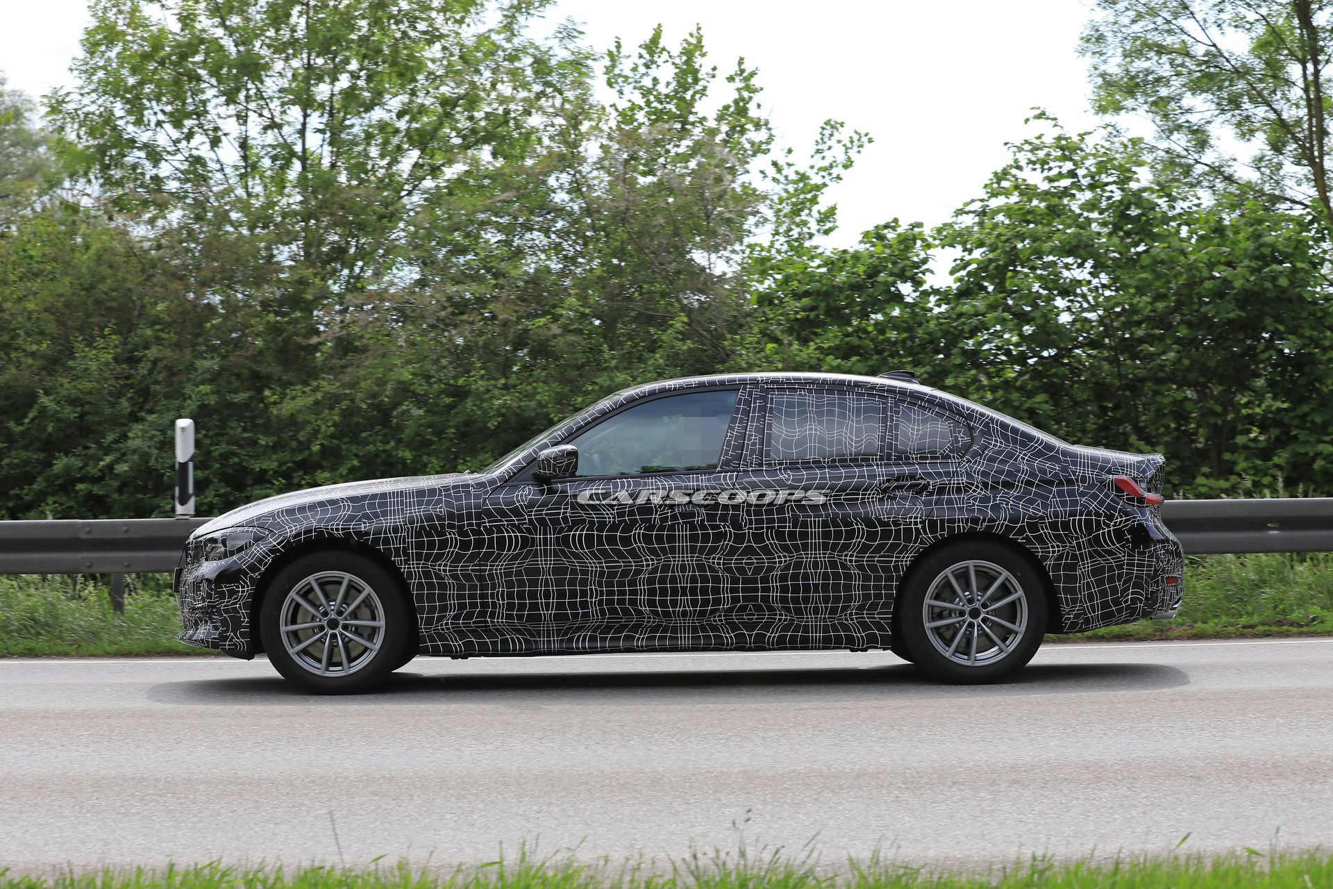 2019-bmw-3series-spied-inside-out-new-20 2019 BMW 3-Series: Latest Photos Along With Everything Else We Know (Updated)