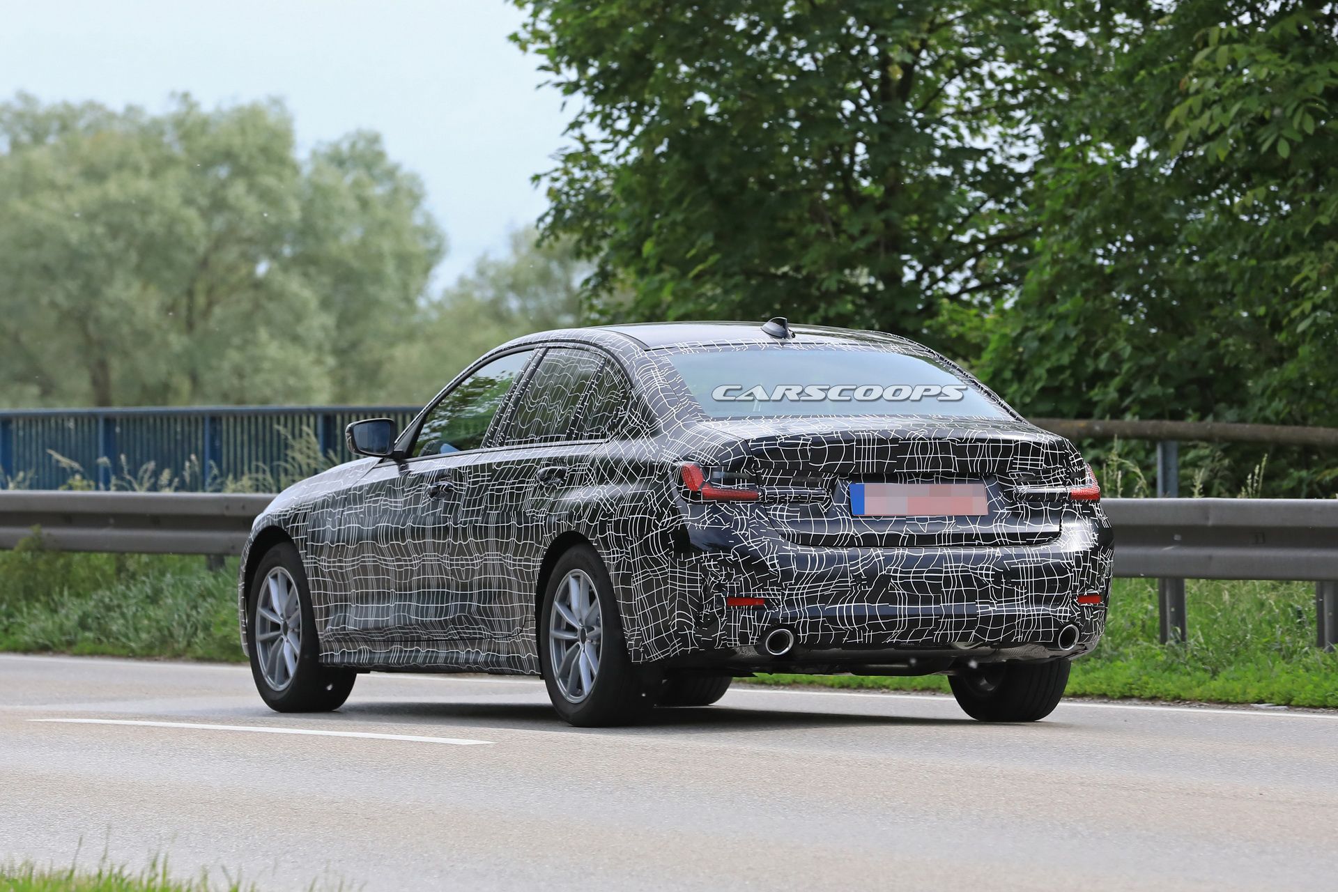 2019-bmw-3series-spied-inside-out-new-22 2019 BMW 3-Series: Latest Photos Along With Everything Else We Know (Updated)