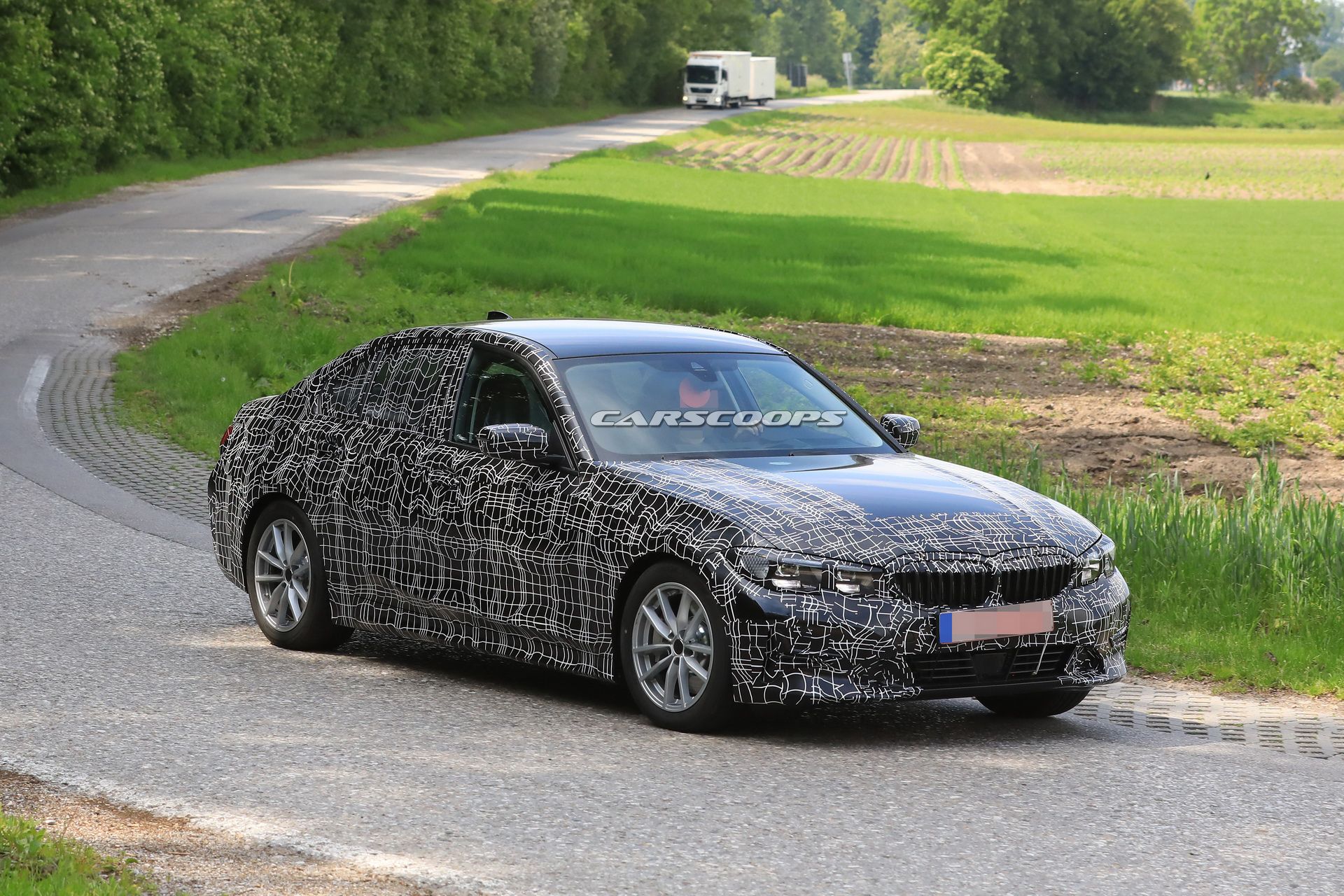 2019-bmw-3series-spied-inside-out-new-3 2019 BMW 3-Series: Latest Photos Along With Everything Else We Know (Updated)