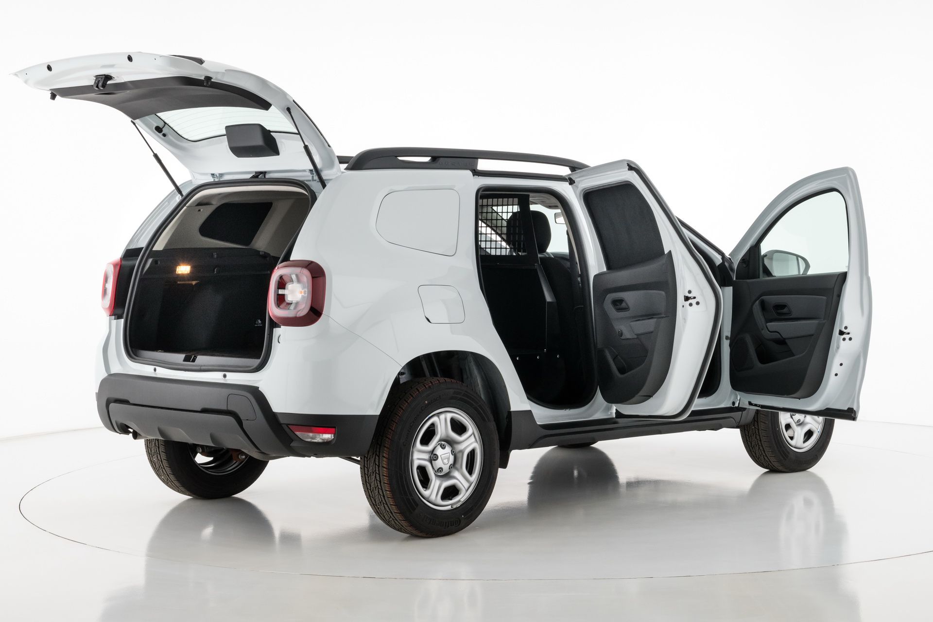 2019-dacia-duster-fiskal-13 Dacia Duster Fiskal Is A Go-Anywhere Light Commercial Vehicle