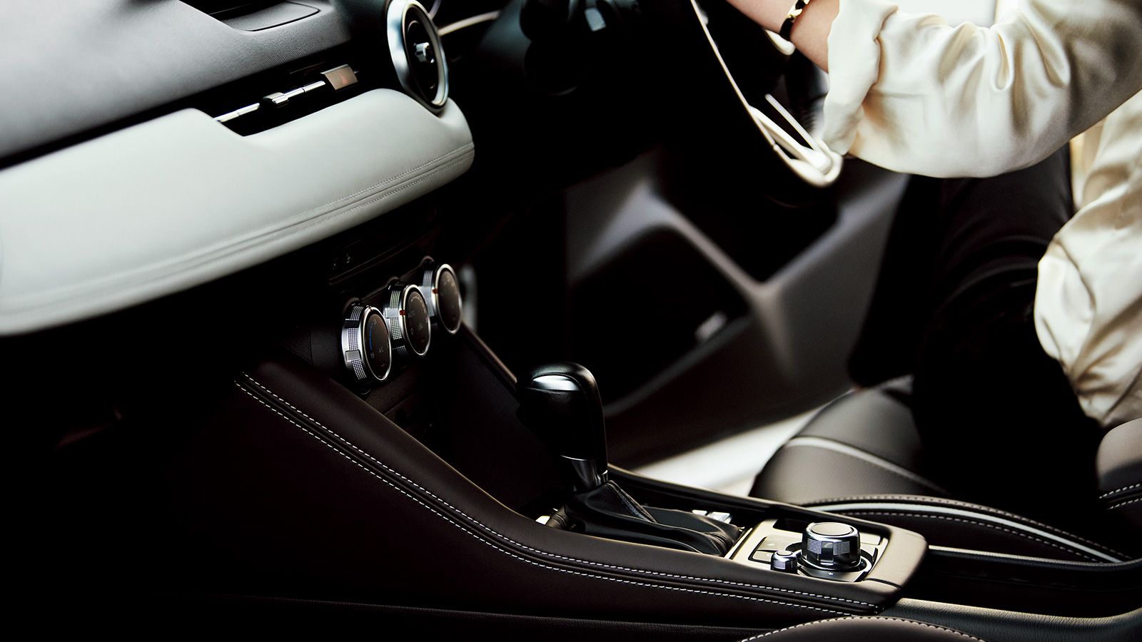 2019-mazda-cx-3-japan-18 Updated Mazda CX-3 Goes On Sale In Japan With Special Edition, Diesel Engine