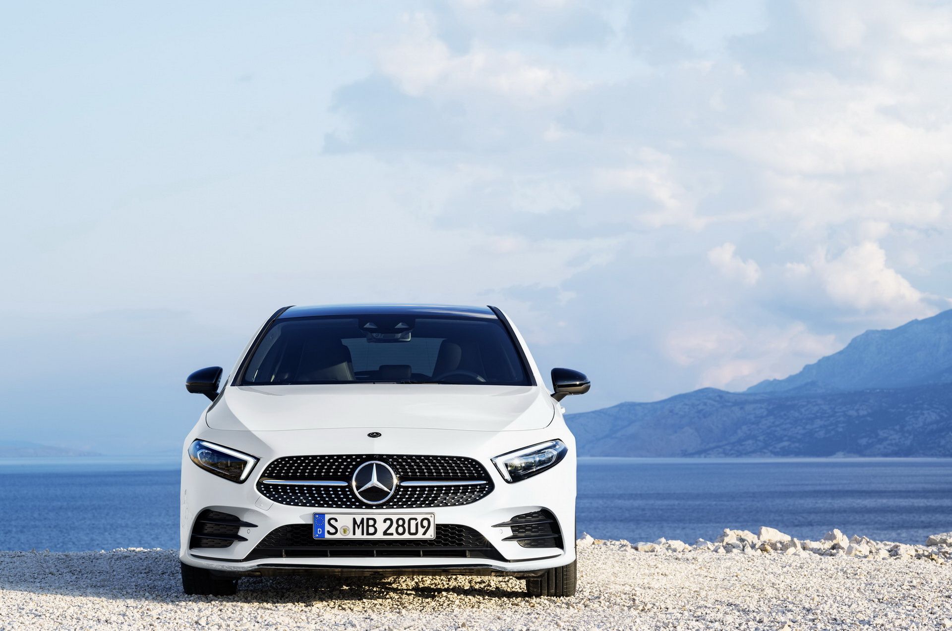 2019-mercedes-benz-a-class-6 New Mercedes A-Class Now Available With Renault-Sourced Diesel