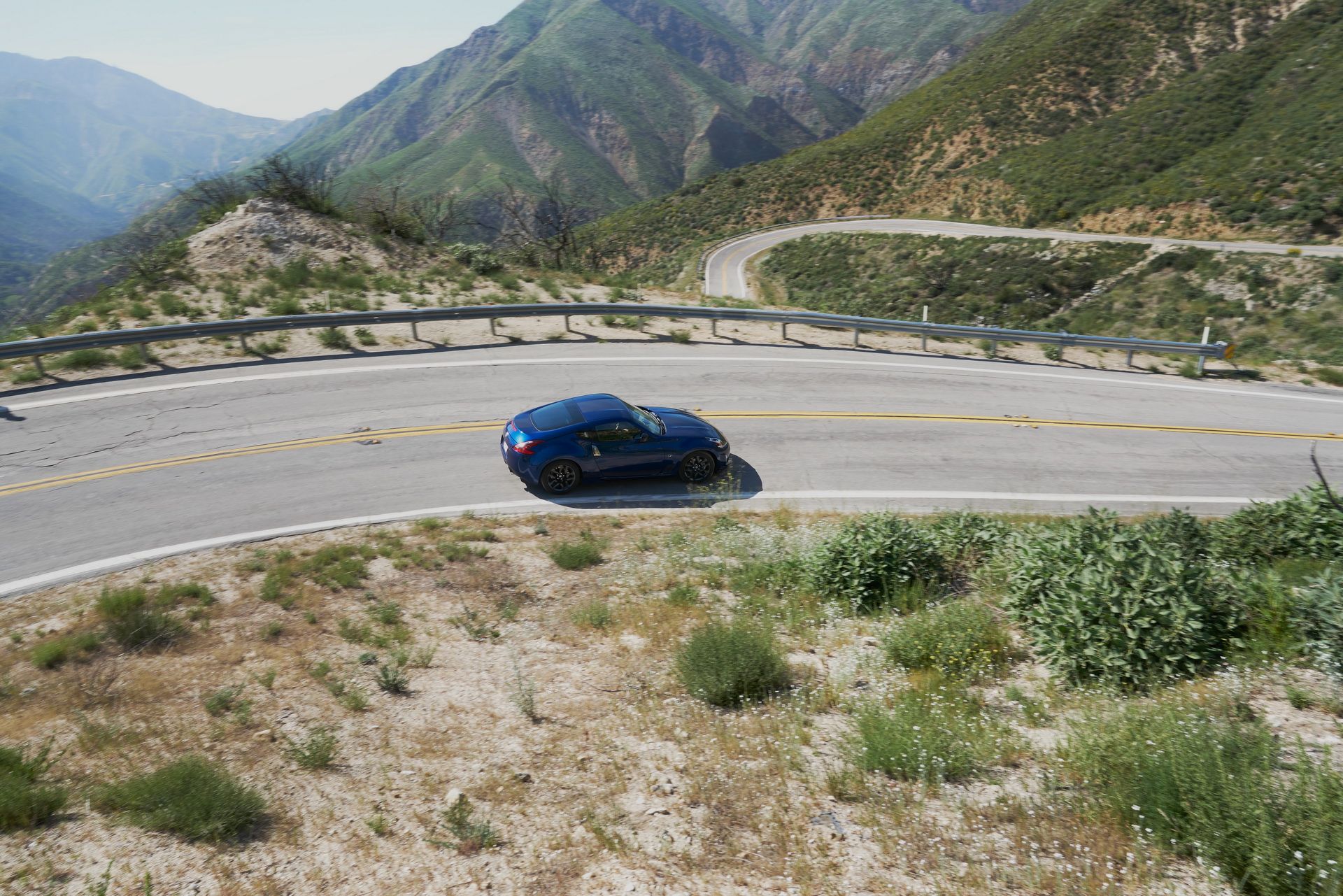 2019-nissan-370z-14 2019 Nissan 370Z Soldiers On From $29,990 With Two New Colors For The Heritage Edition