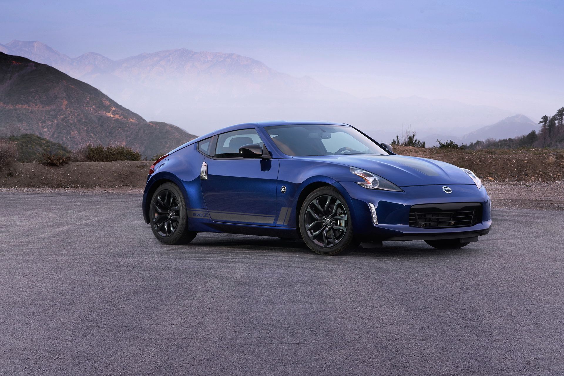 2019-nissan-370z-25 2019 Nissan 370Z Soldiers On From $29,990 With Two New Colors For The Heritage Edition