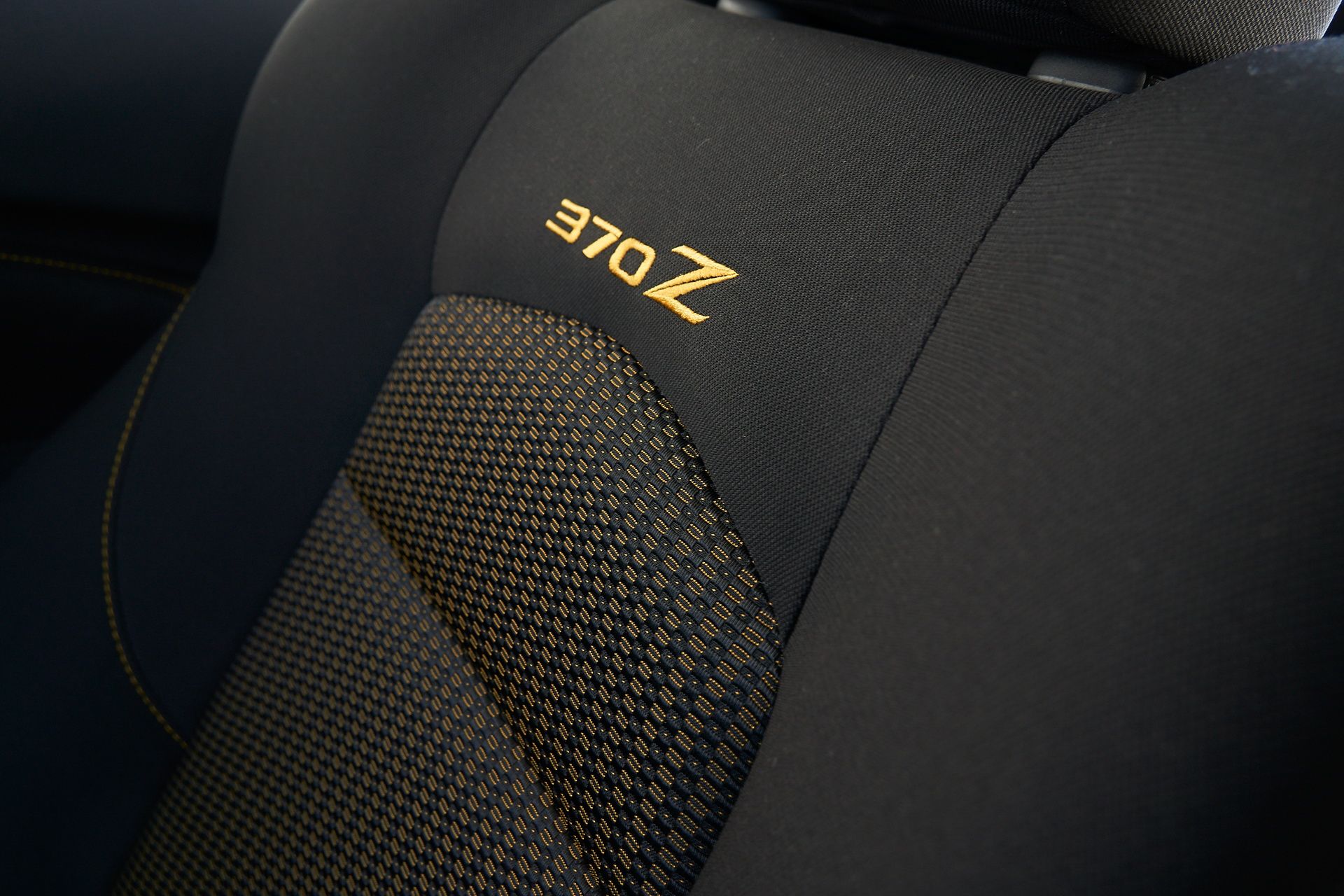 2019-nissan-370z-42 2019 Nissan 370Z Soldiers On From $29,990 With Two New Colors For The Heritage Edition