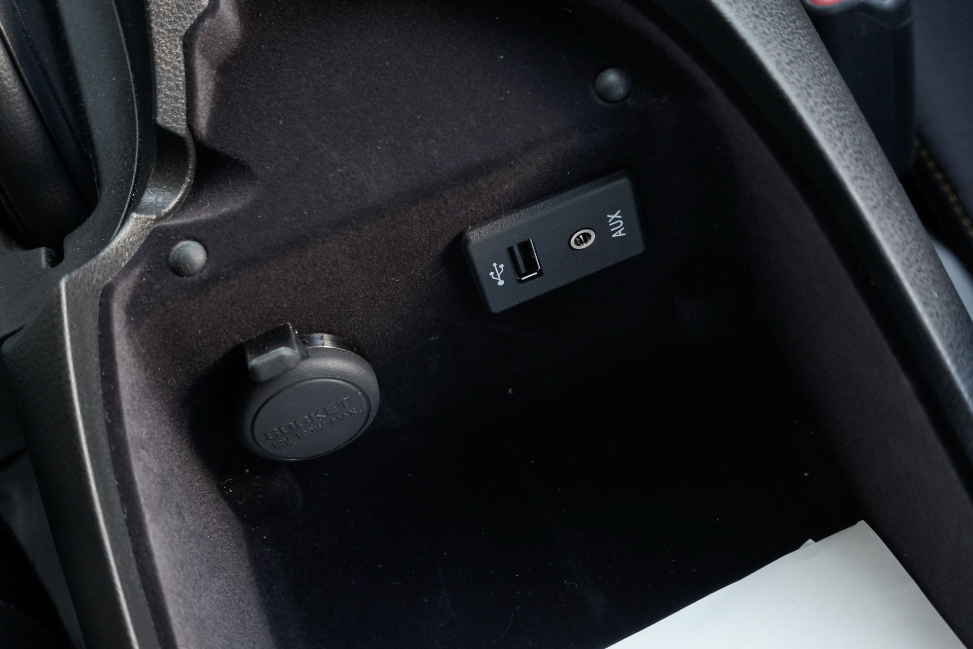 2019-nissan-370z-56 2019 Nissan 370Z Soldiers On From $29,990 With Two New Colors For The Heritage Edition