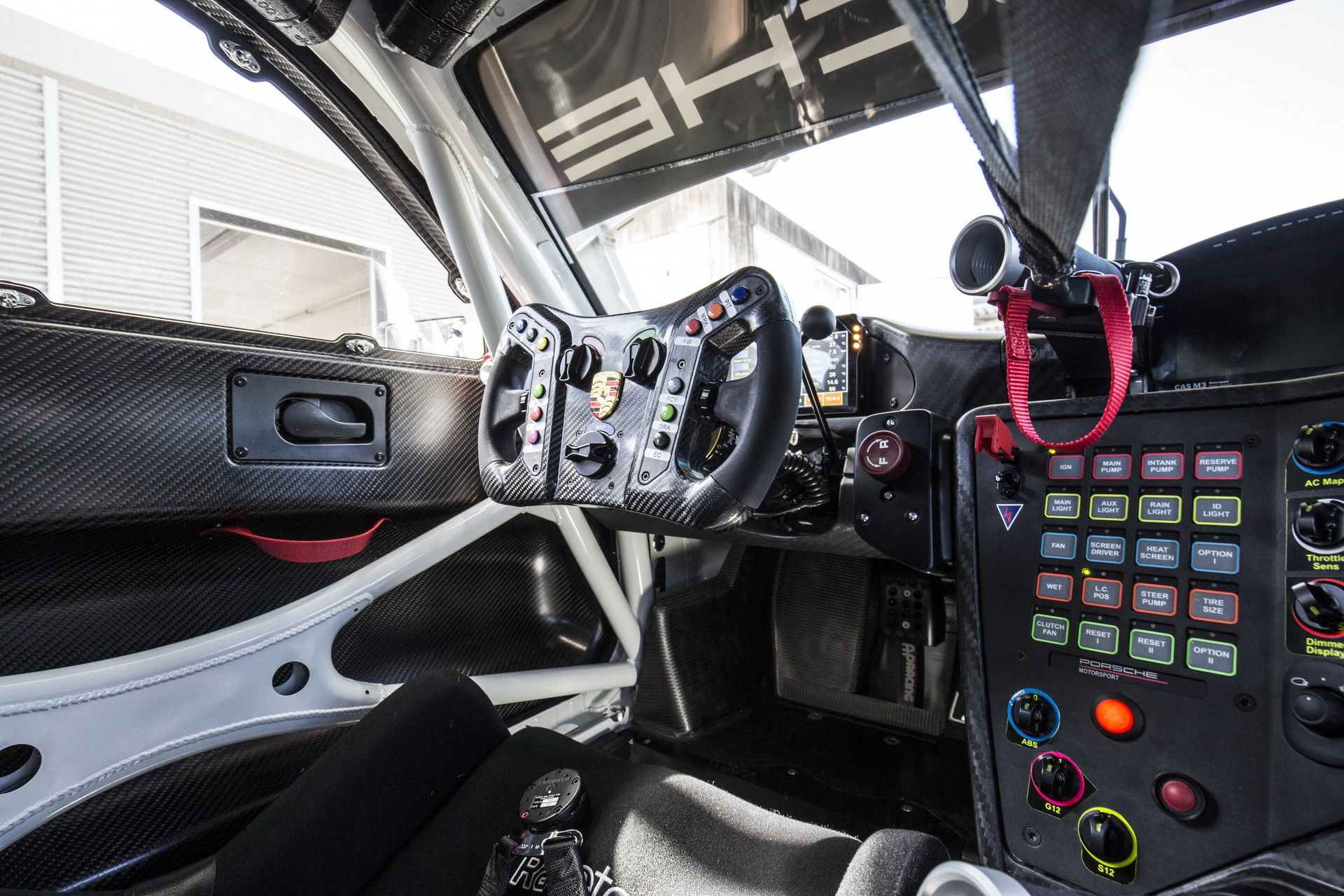 2019-porsche-911-gt3-r-10 2019 Porsche 911 GT3 R Track Beast Arrives With €459,000 Starting Price