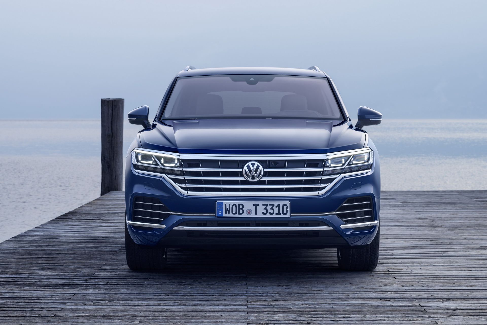 2019-volkswagen-touareg-9 Volkswagen Will Skip The 2018 Paris Auto Show, Claims Reports