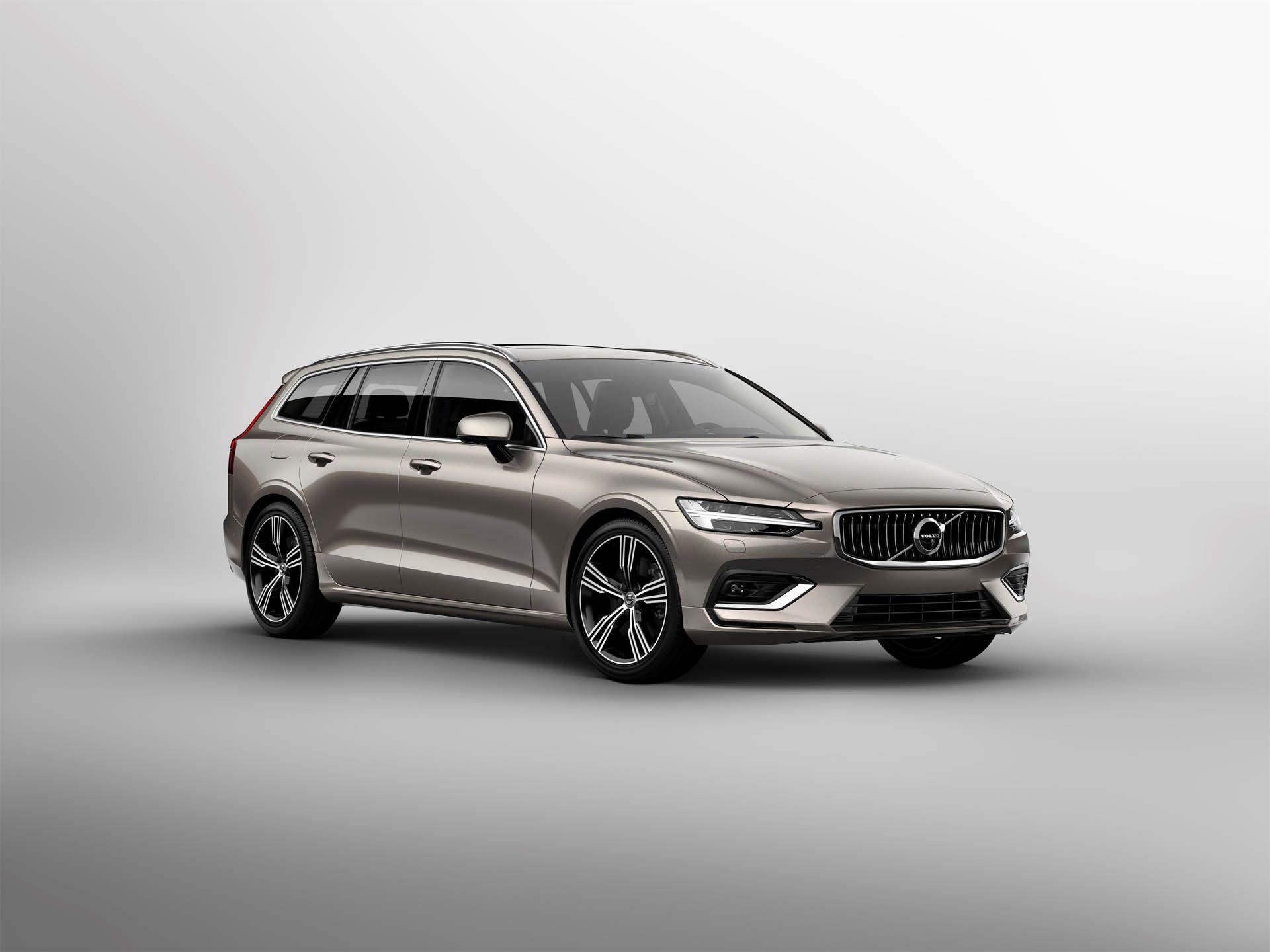 223562_New_Volvo_V60_exterior Get Your 2019 Volvo V60 With Plaid Seats