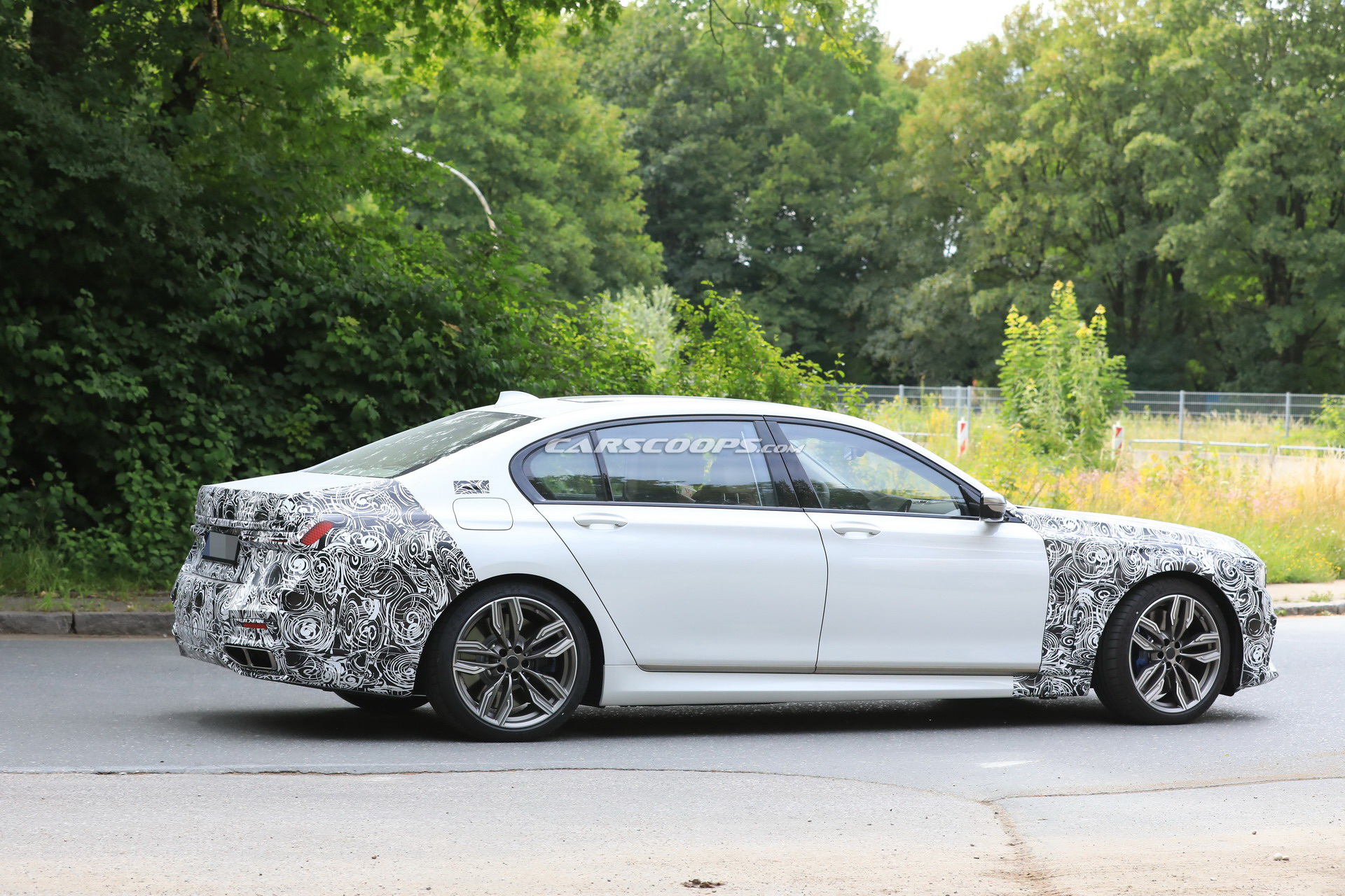 2019 BMW 7-Series 08 Facelifted 2019 BMW 7-Series Spied In Base And M760Li xDrive Forms