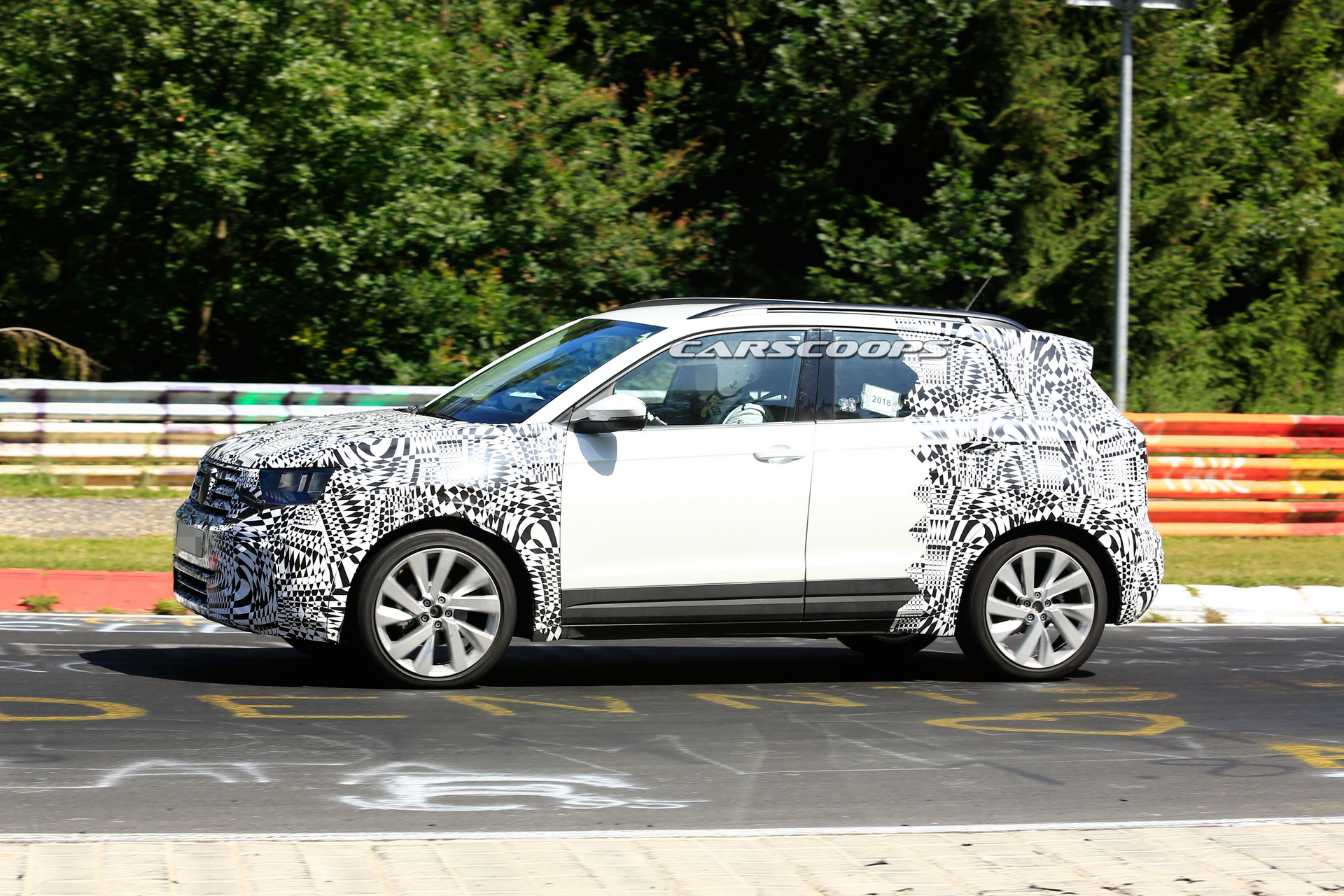 VW_T-Cross_21 Volkswagen T-Cross Baby SUV Getting Ready For Its Debut