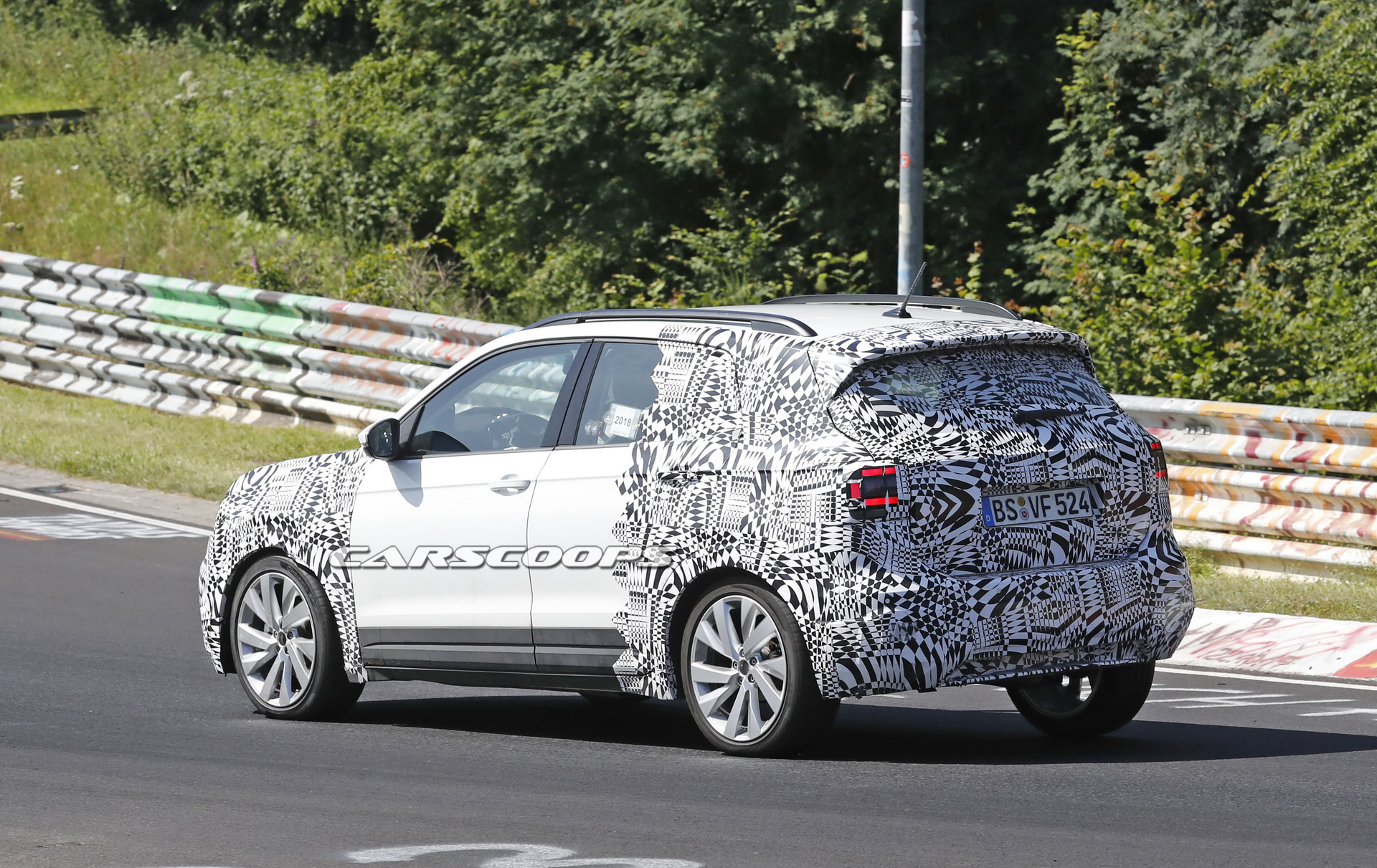 VW_T-Cross_07 Volkswagen T-Cross Baby SUV Getting Ready For Its Debut